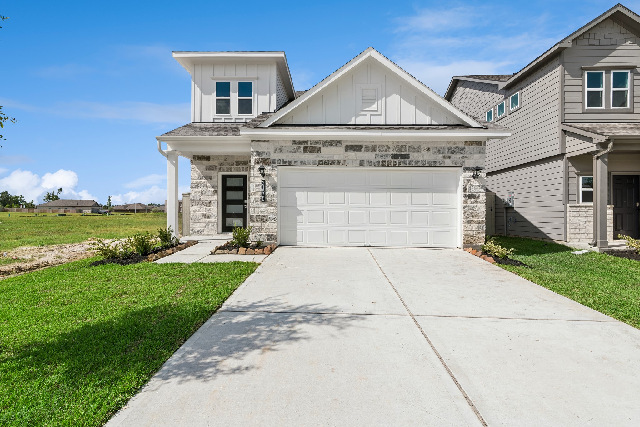 21830 Cypress Vine Drive Property Photo 1