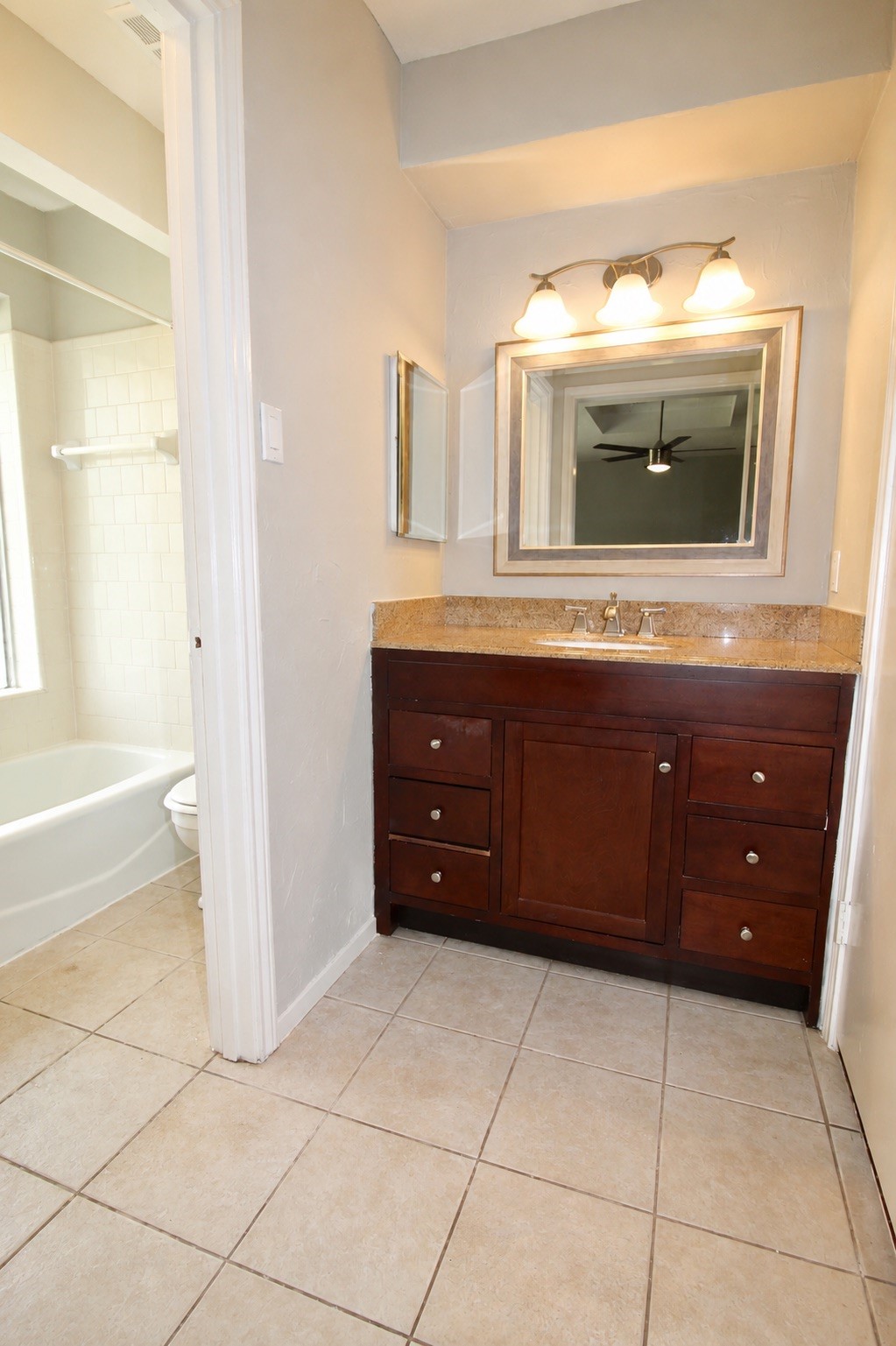 13511 Brook Hollow Drive Property Photo 7