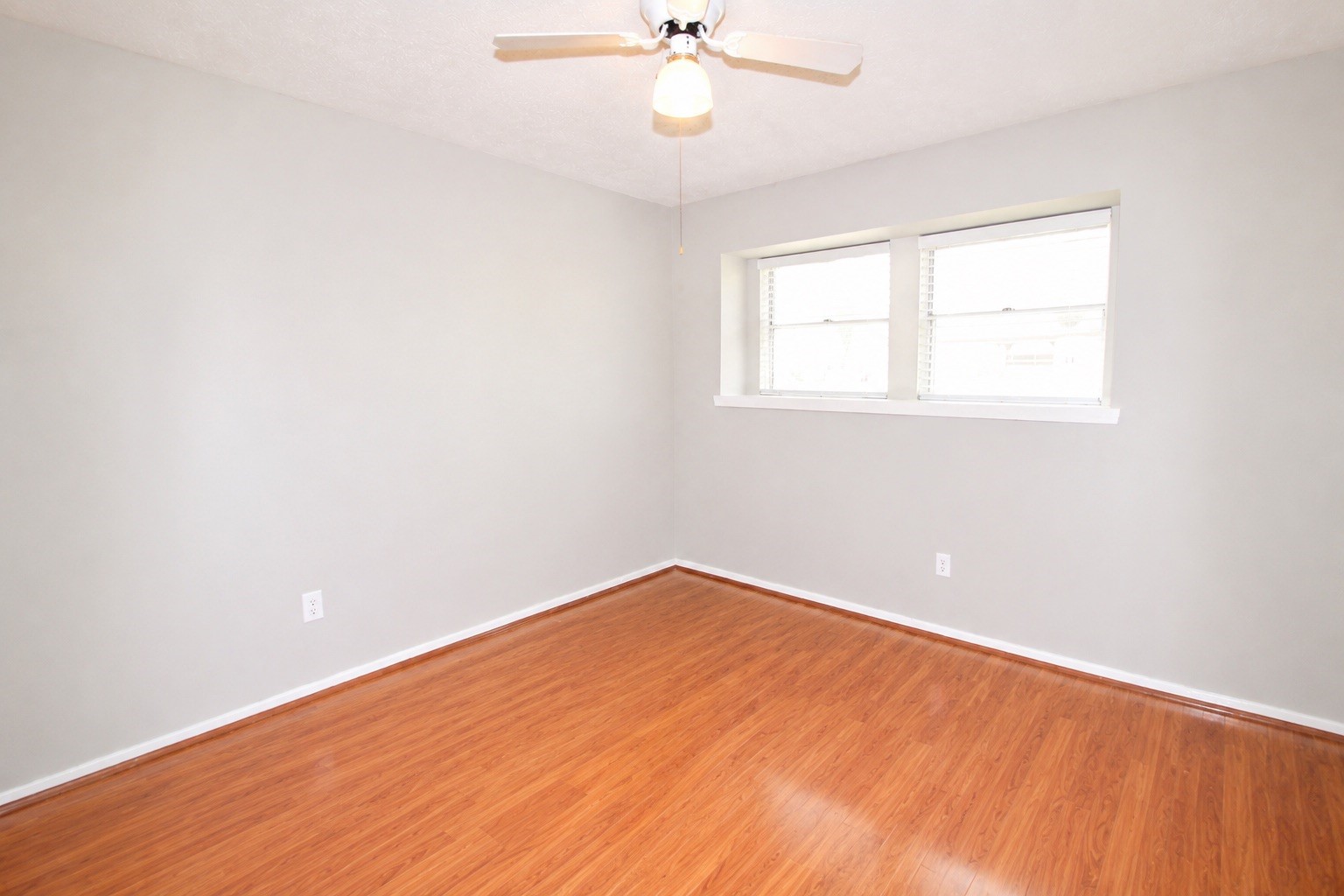 13511 Brook Hollow Drive Property Photo 8