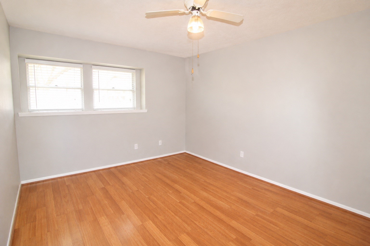 13511 Brook Hollow Drive Property Photo 9