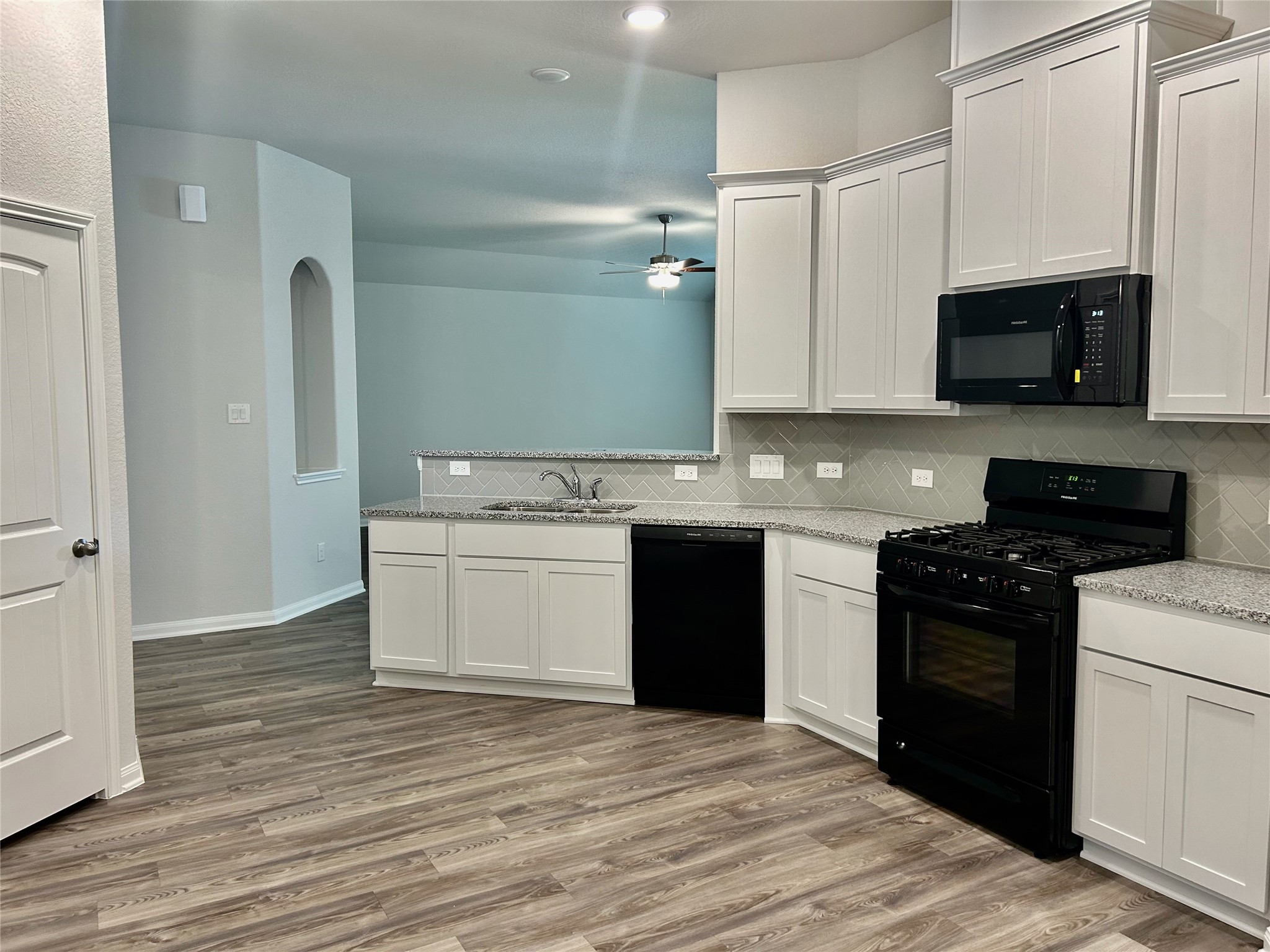 509 Turtle Dove Drive Property Photo 4
