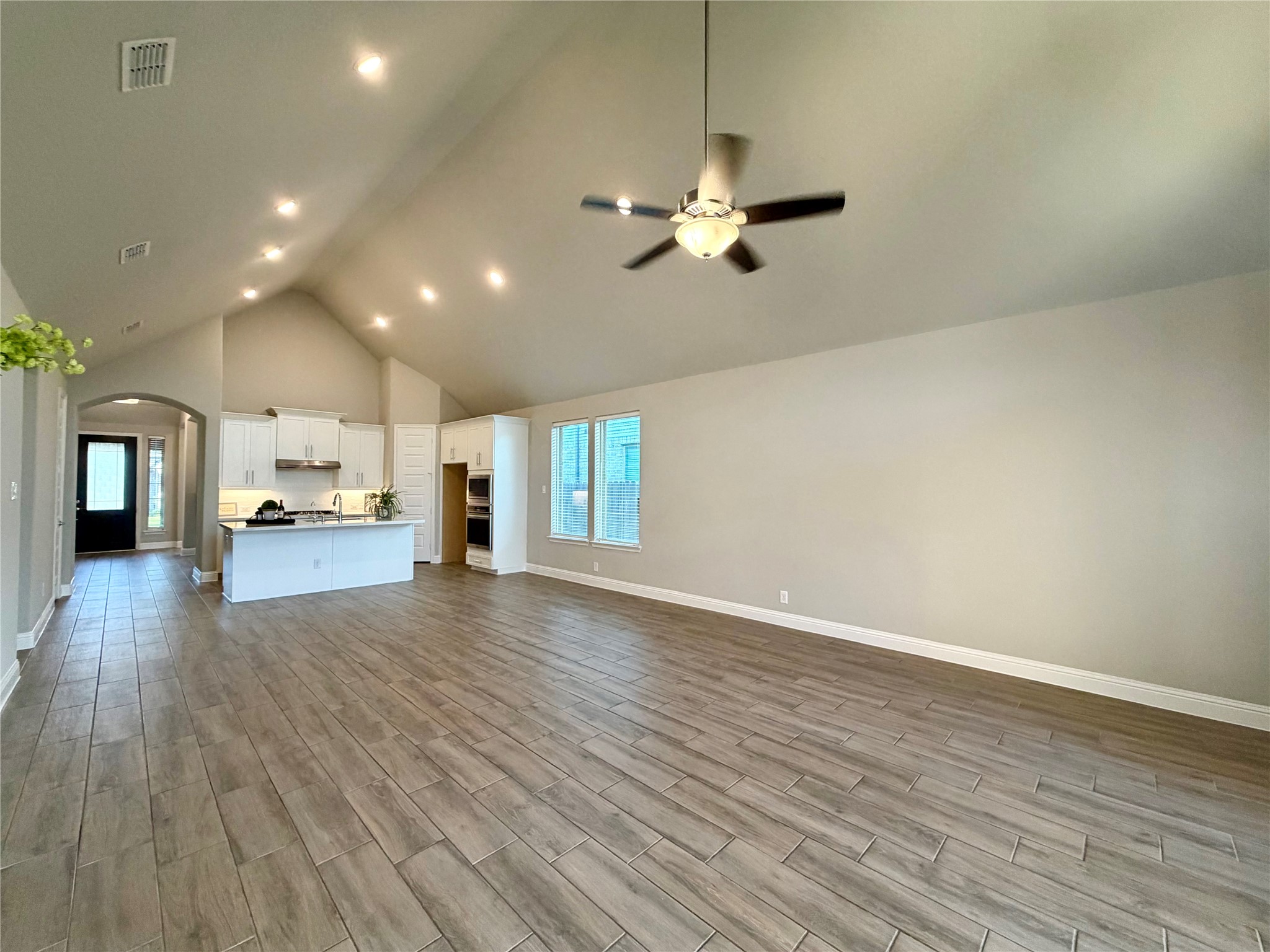 9503 Crescent Mill Drive Property Photo 4