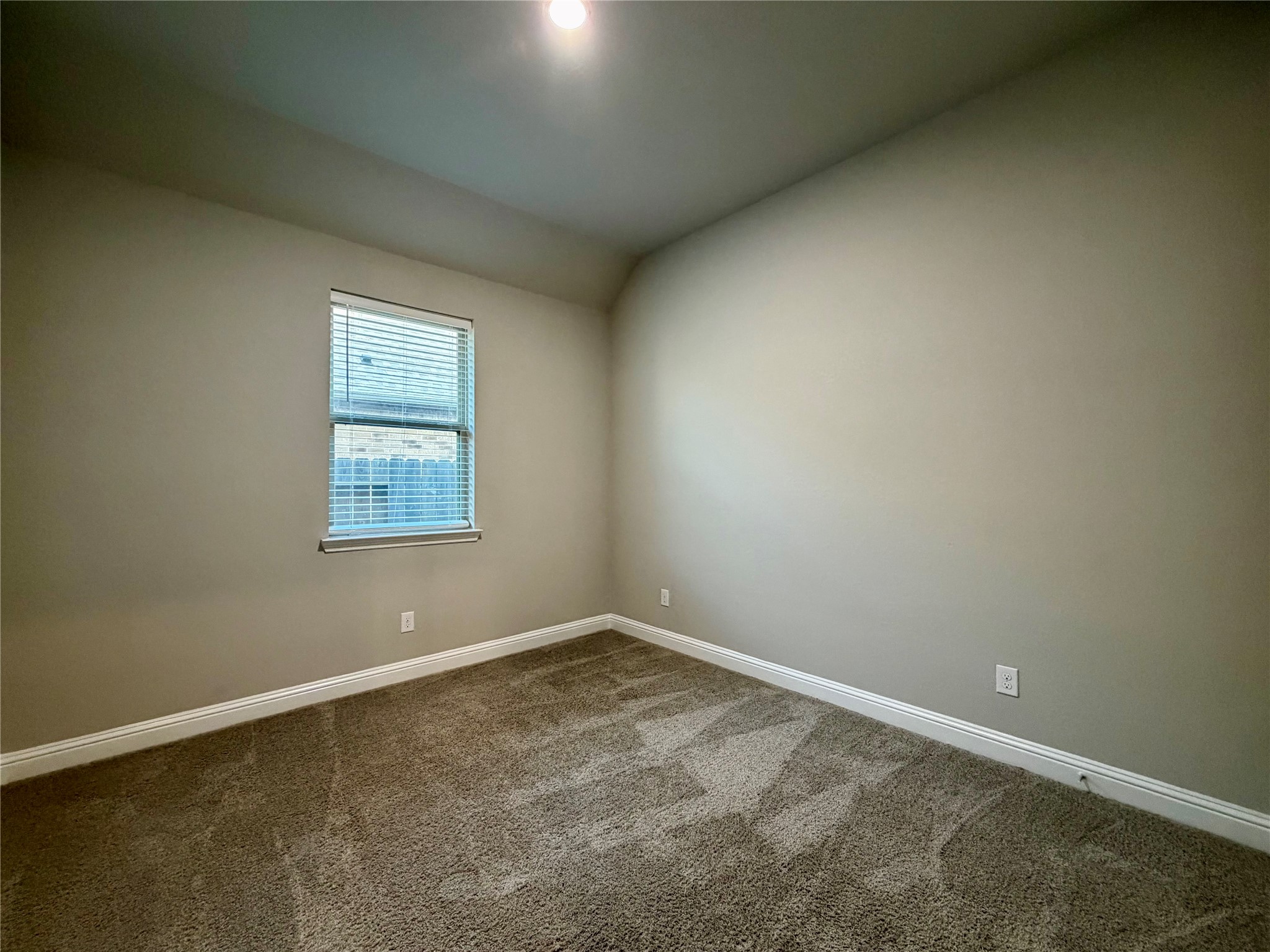 9503 Crescent Mill Drive Property Photo 14