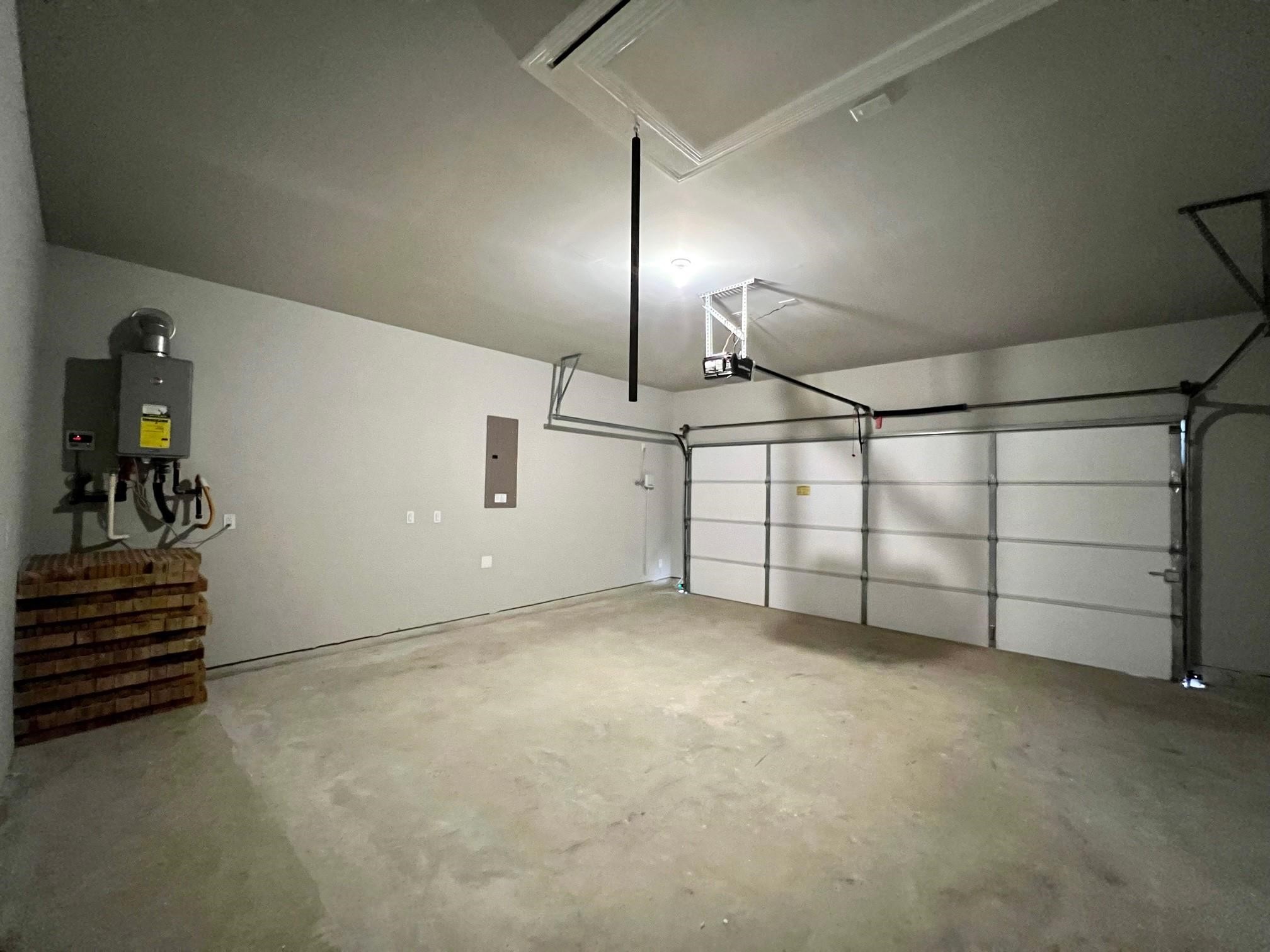 9503 Crescent Mill Drive Property Photo 16