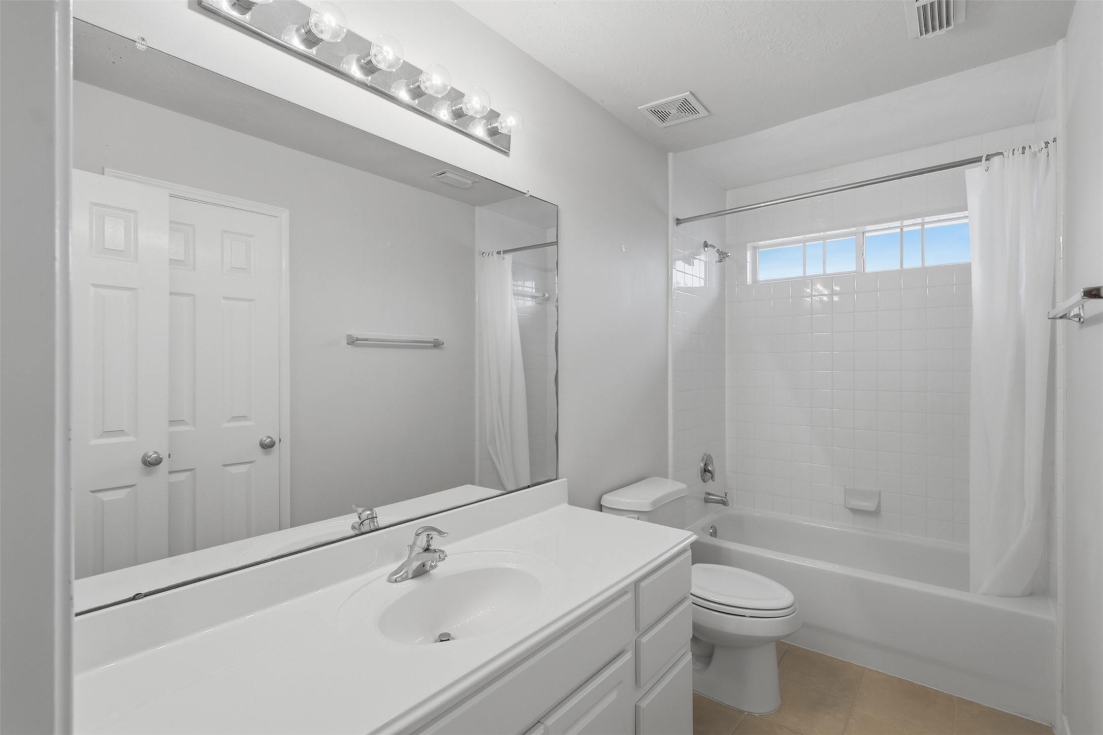 13806 Cove Landing Lane Property Photo 30