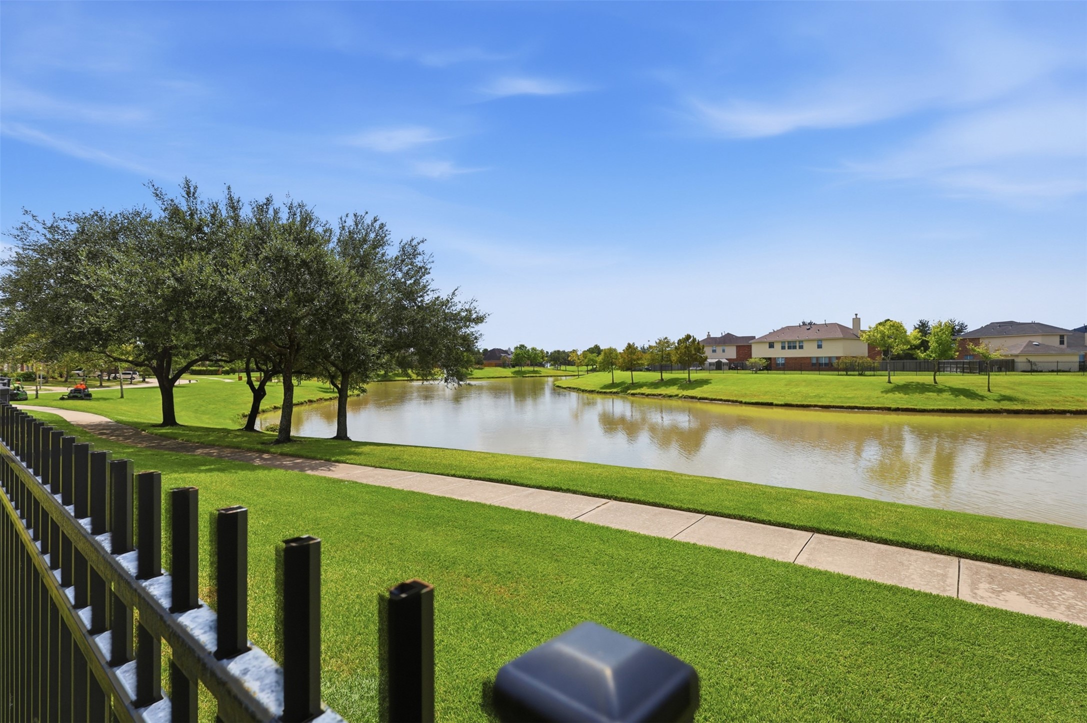 13806 Cove Landing Lane Property Photo 39