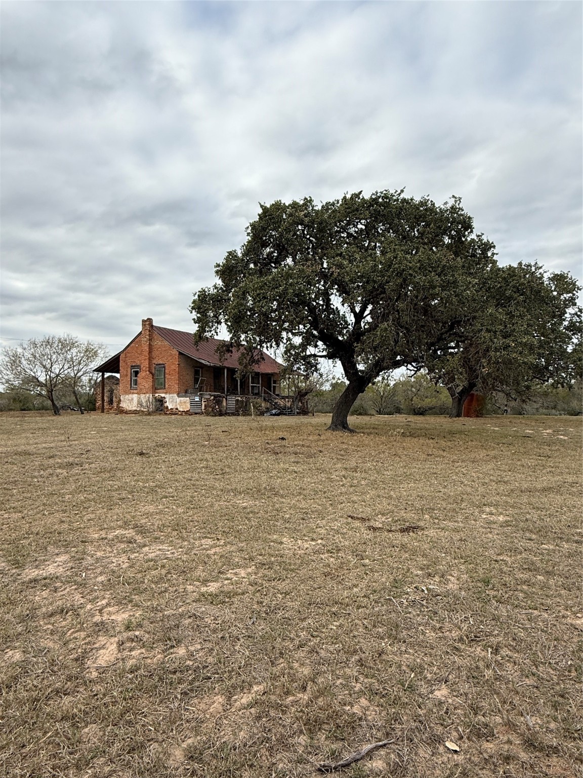 3737 Bruce Road Property Photo 1