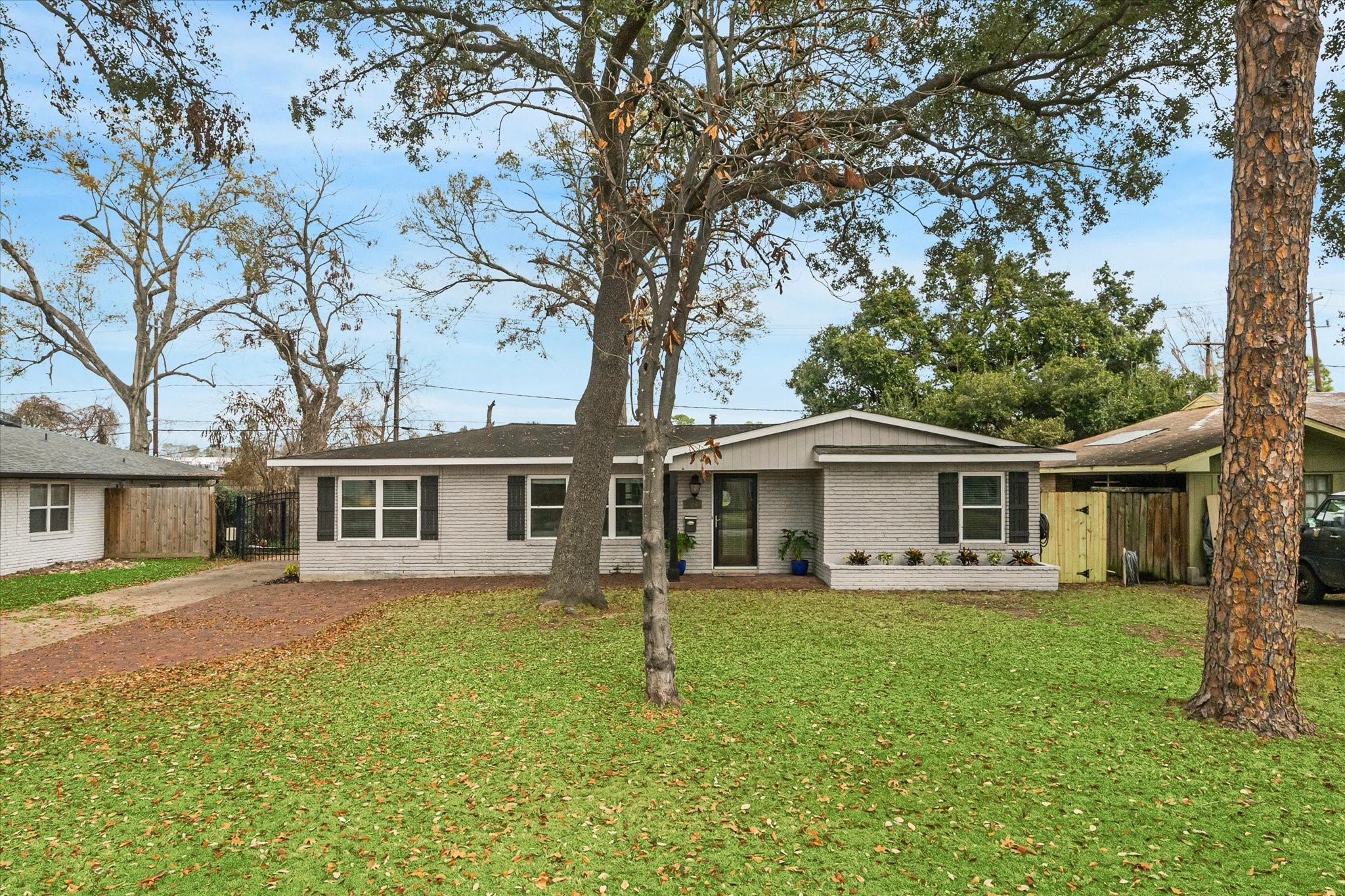 9916 Westview Drive Property Photo 33