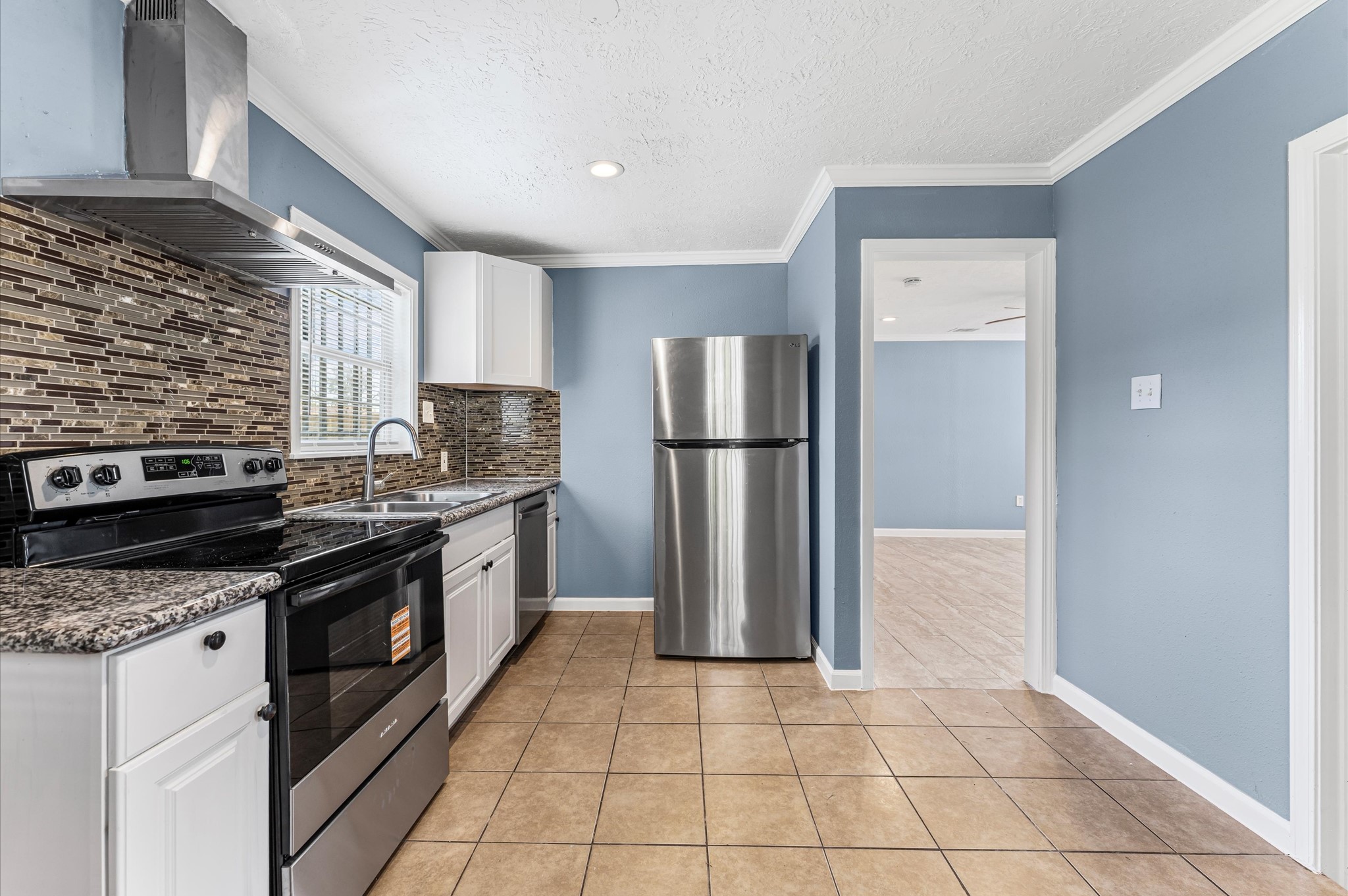 5035 Andrea Street Property Photo 13