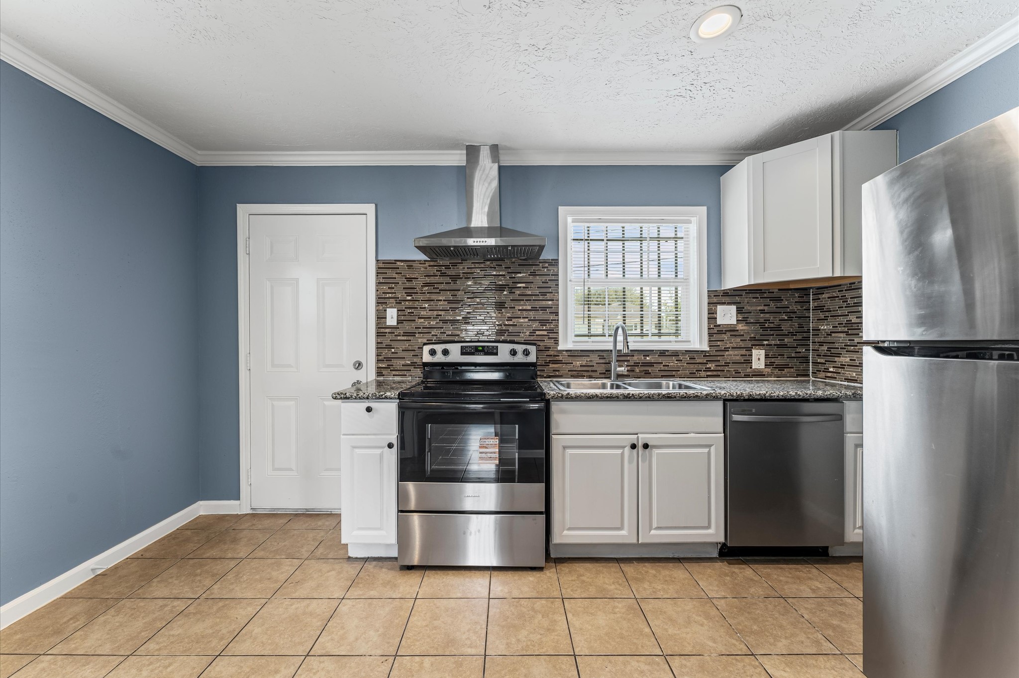 5035 Andrea Street Property Photo 14