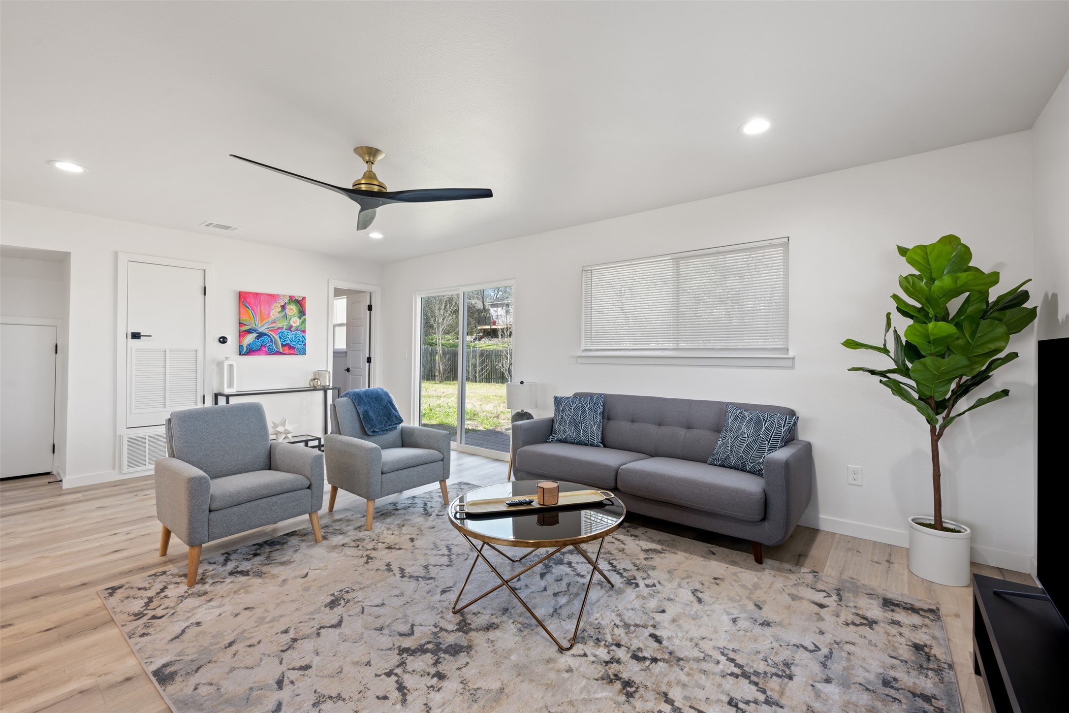 6104 Reicher Drive Property Photo 8