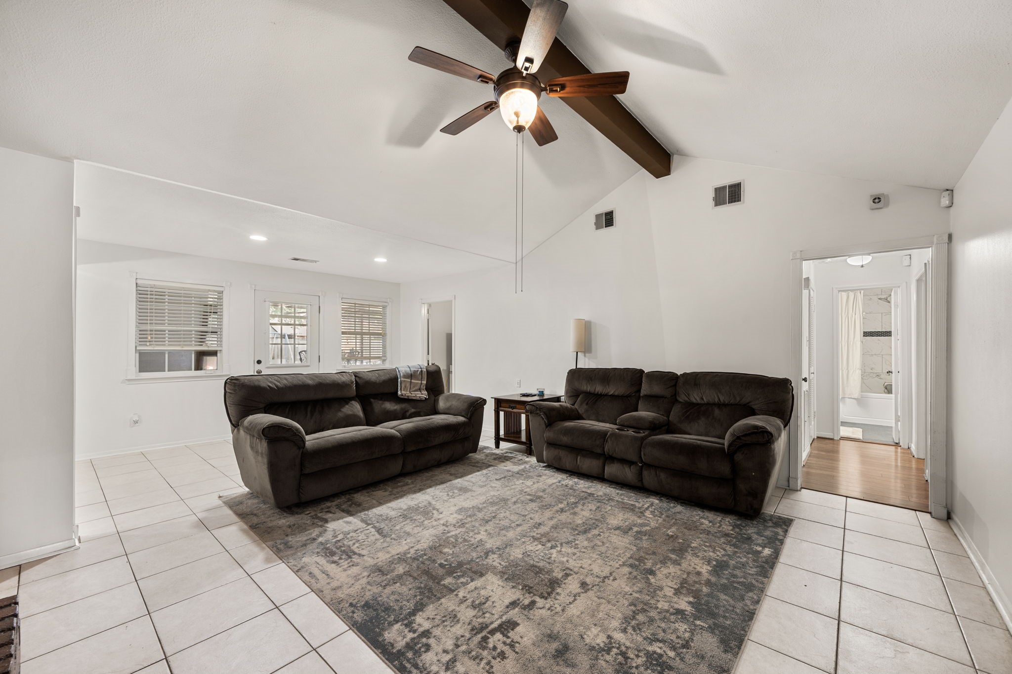 2415 Whispering Springs Drive Property Photo 8