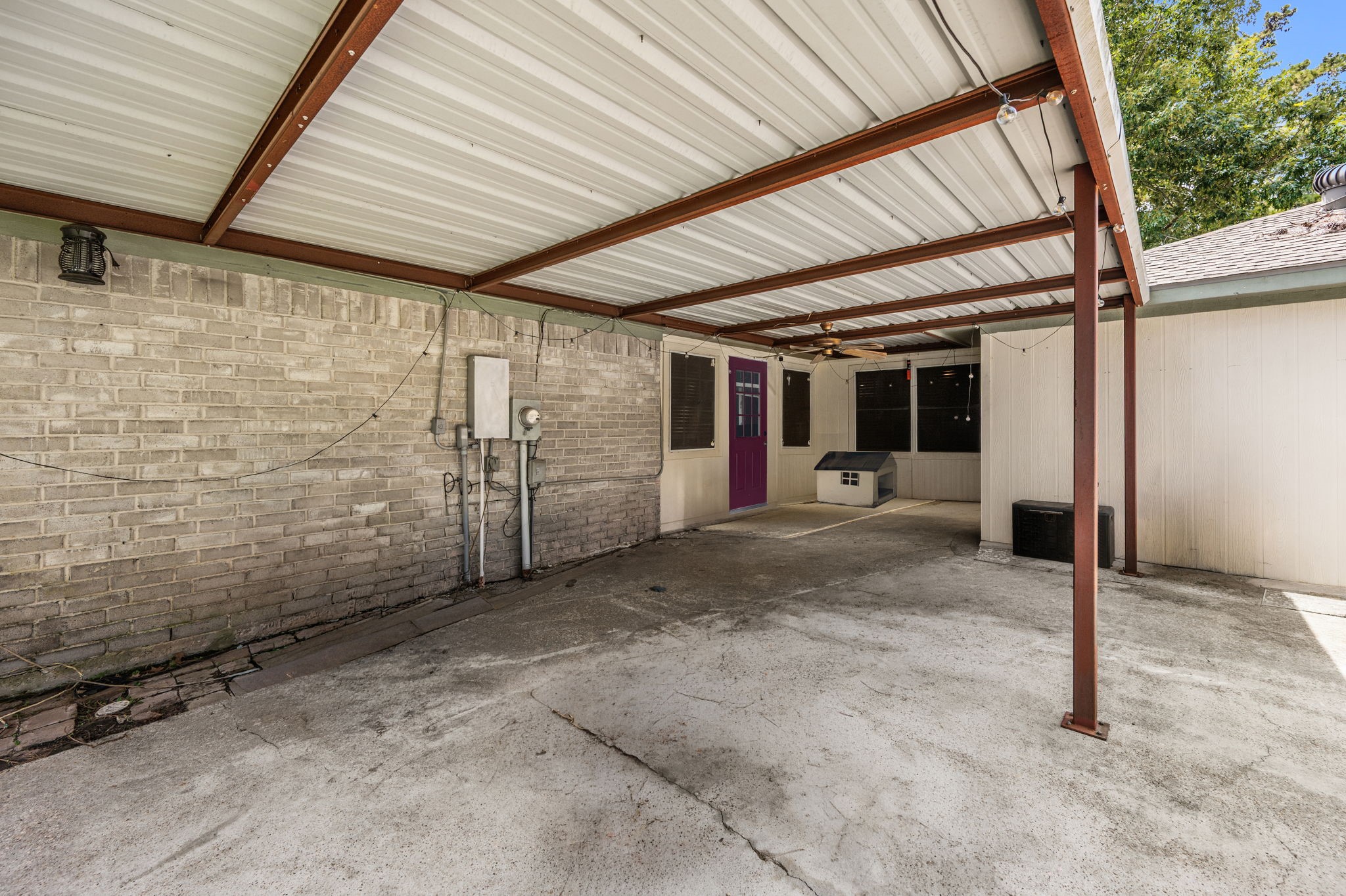 2415 Whispering Springs Drive Property Photo 25