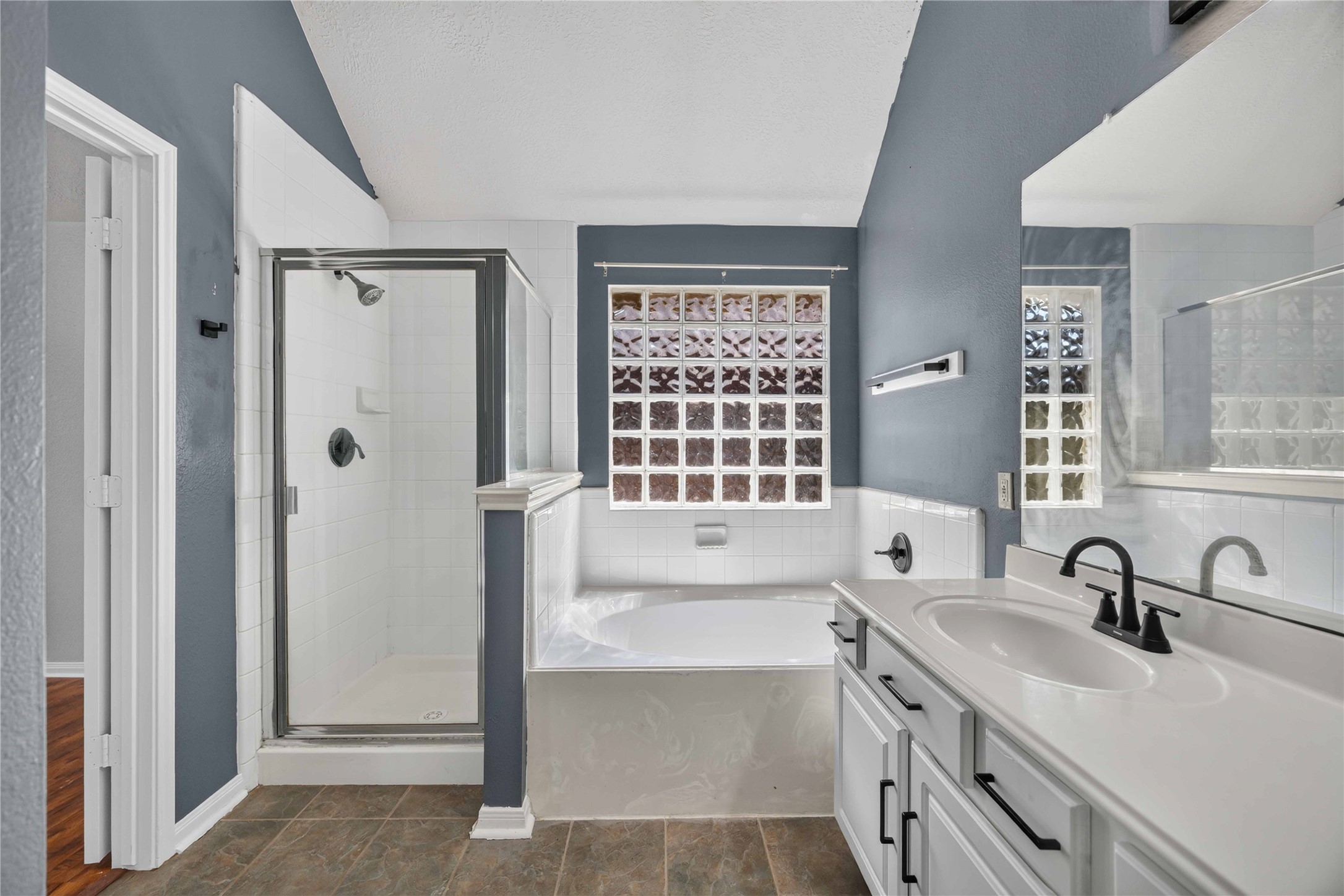 3519 Crescent Drive Property Photo 22
