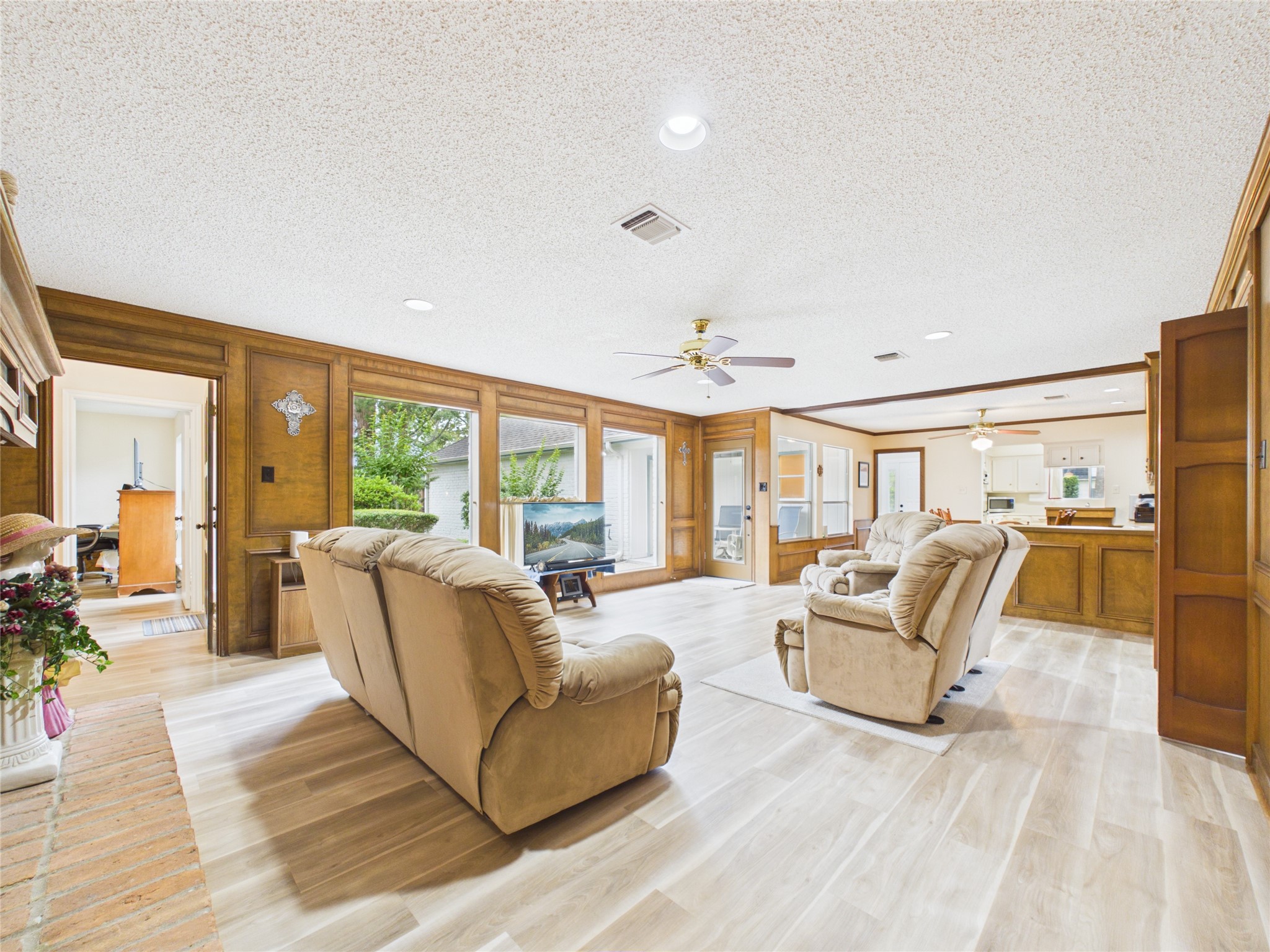 15115 Stonewick Drive Property Photo 18