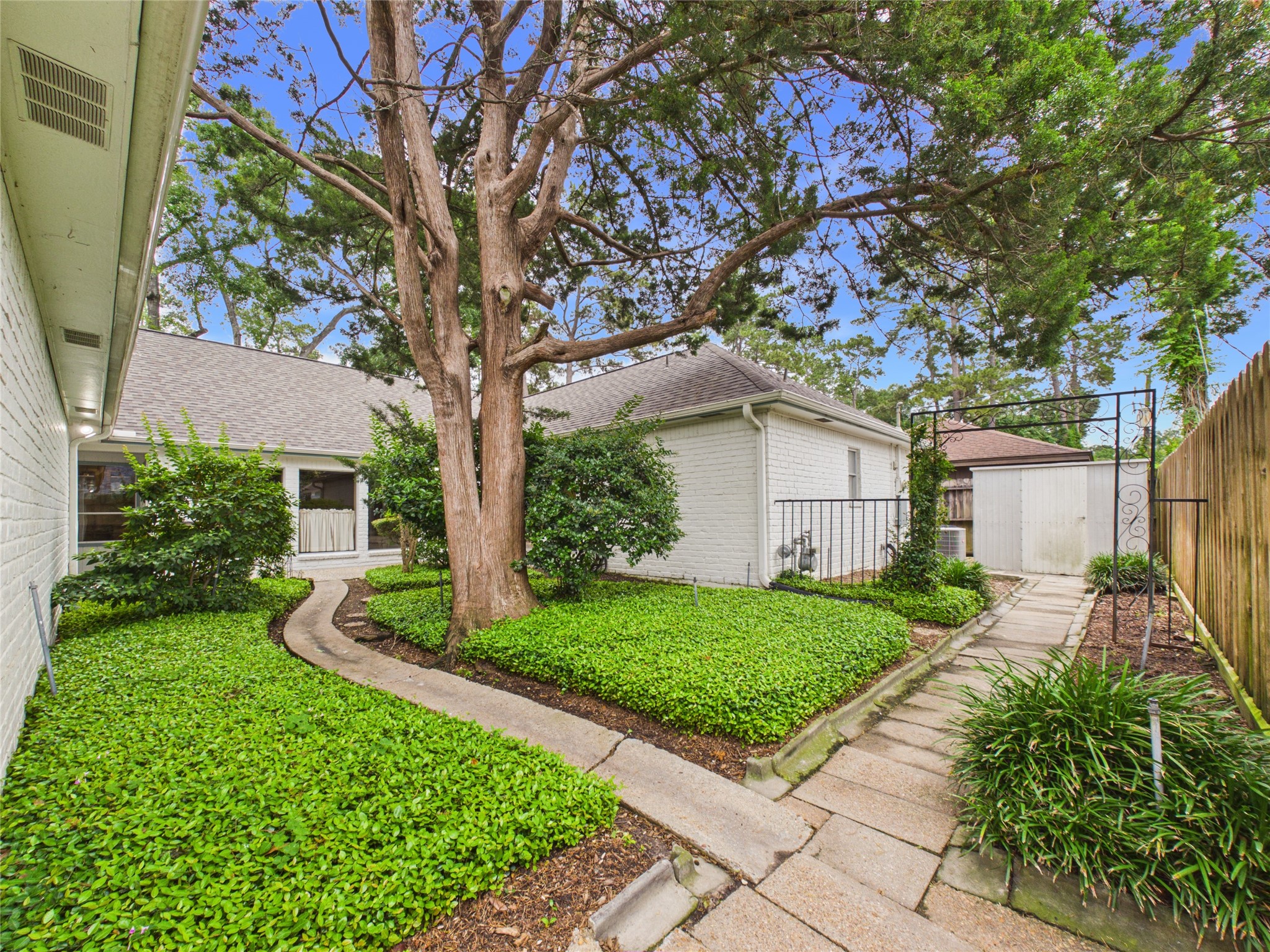 15115 Stonewick Drive Property Photo 47