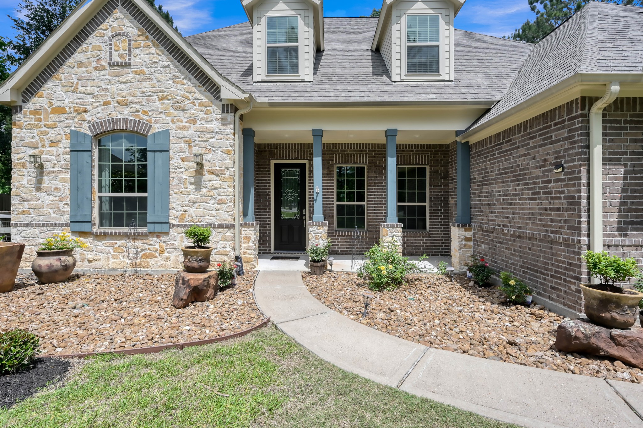 409 Ridgelake Scenic Drive Property Photo 6