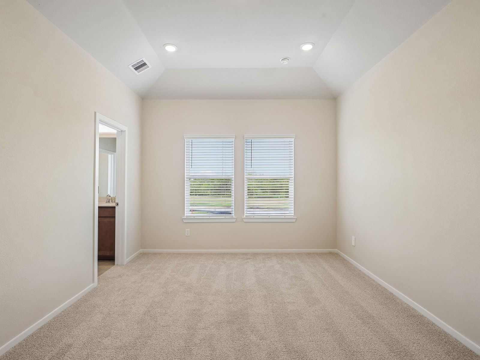1026 Cedar Place Lane Property Photo 32
