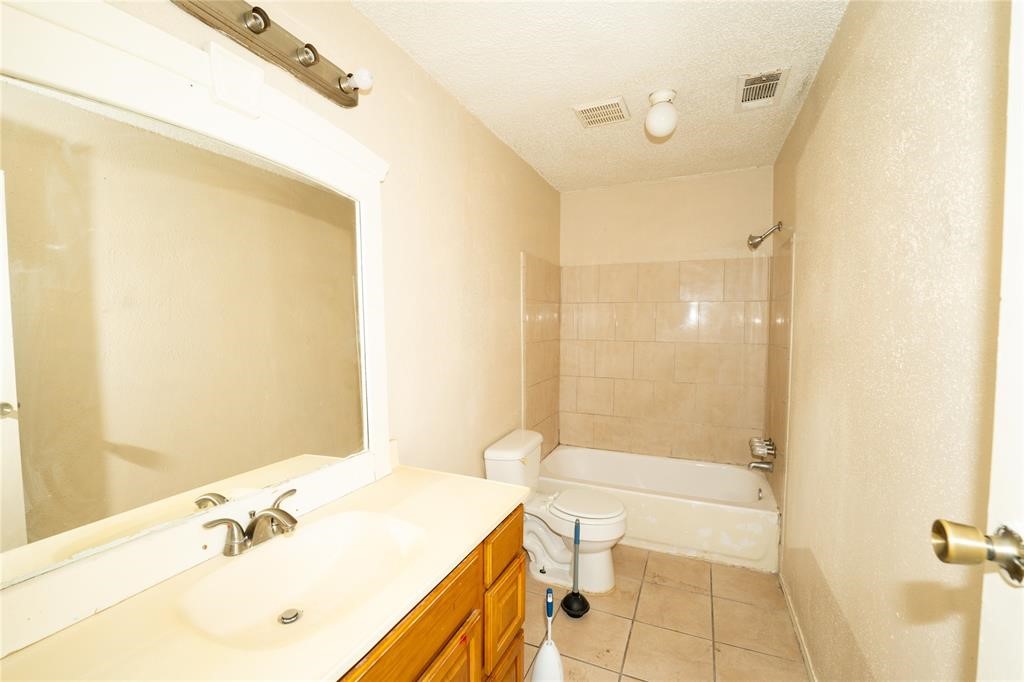 1539 Stevenage Property Photo 9