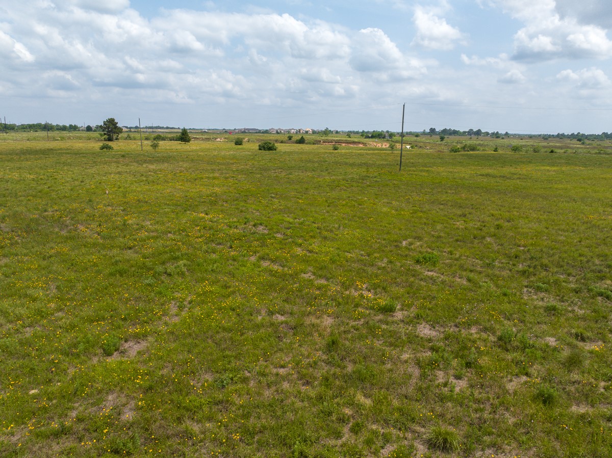 19 Wolchik Road Property Photo 14