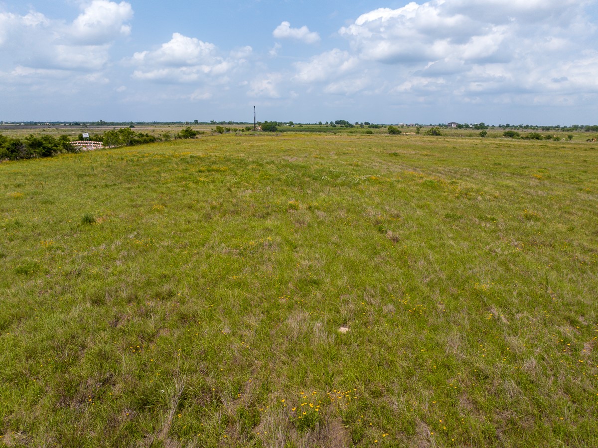 19 Wolchik Road Property Photo 16