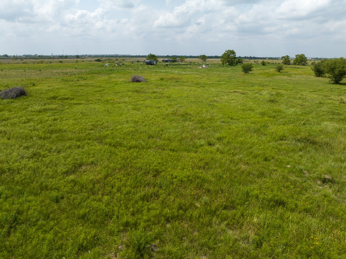 19 Wolchik Road Property Photo 25