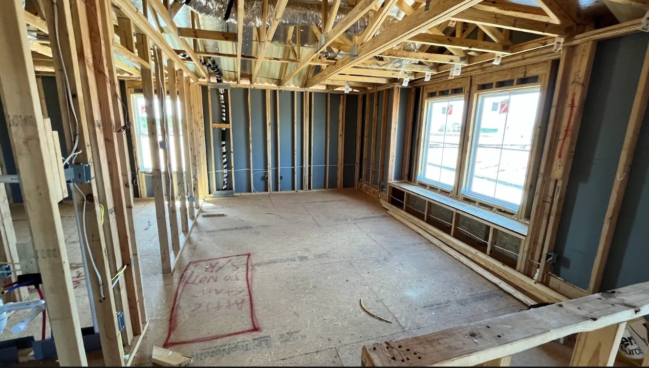 2128 Water Thistle Way Property Photo 32