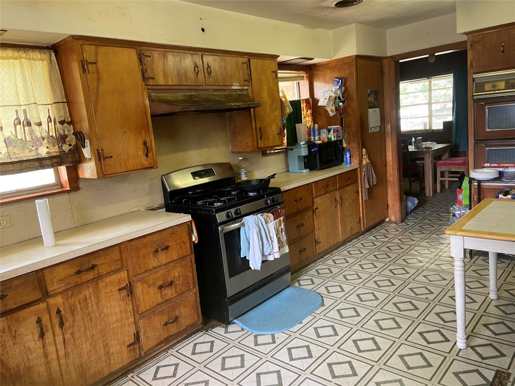 13946 Brownwood Street Property Photo 4