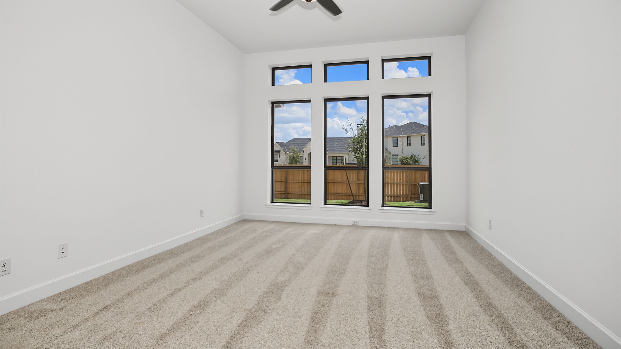 1105 River Rock Circle Property Photo 6