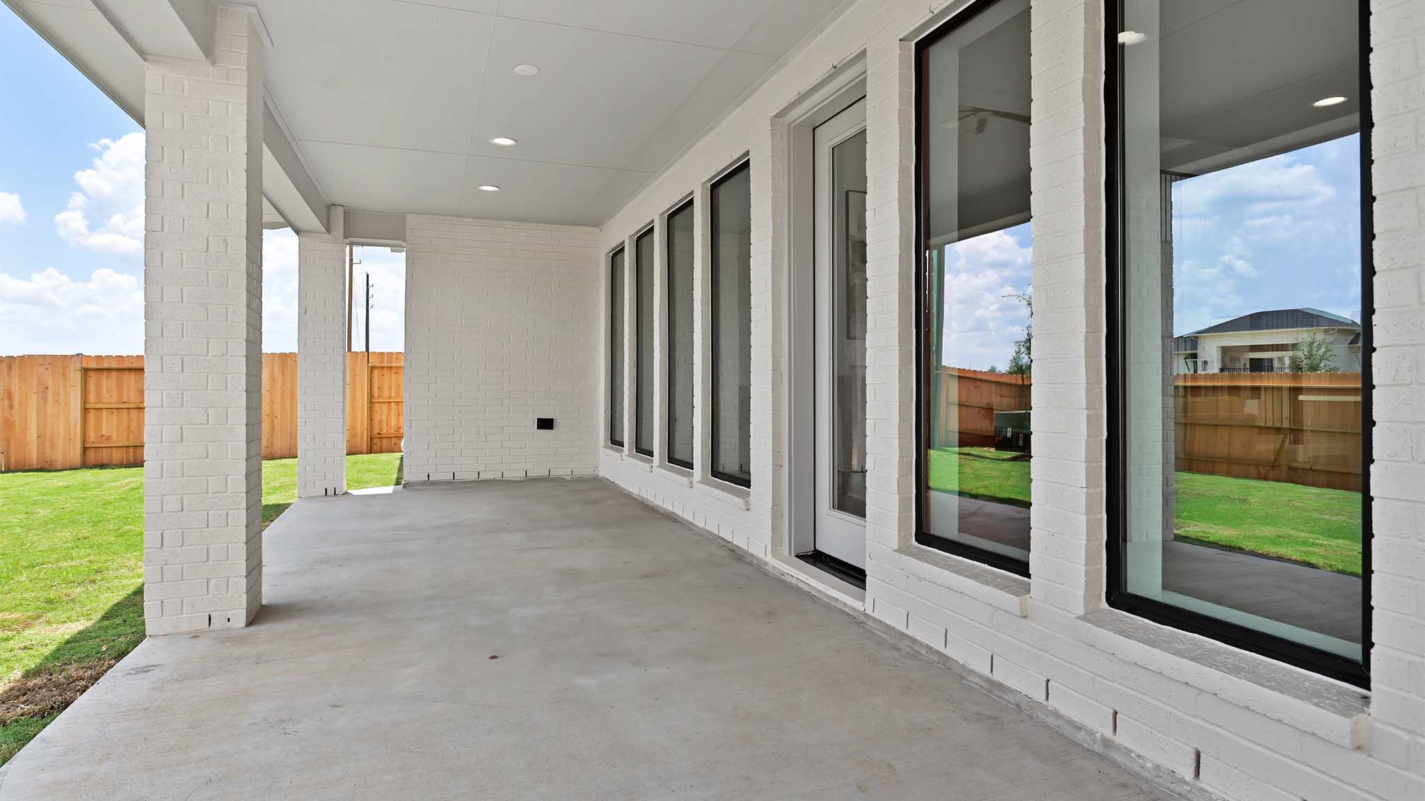 1105 River Rock Circle Property Photo 11