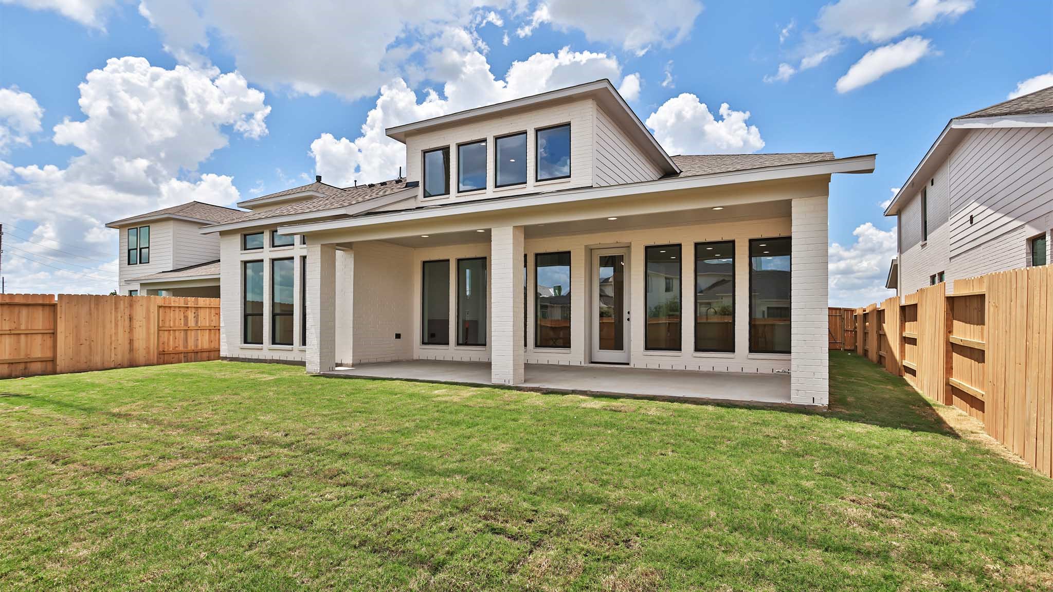 1105 River Rock Circle Property Photo 12