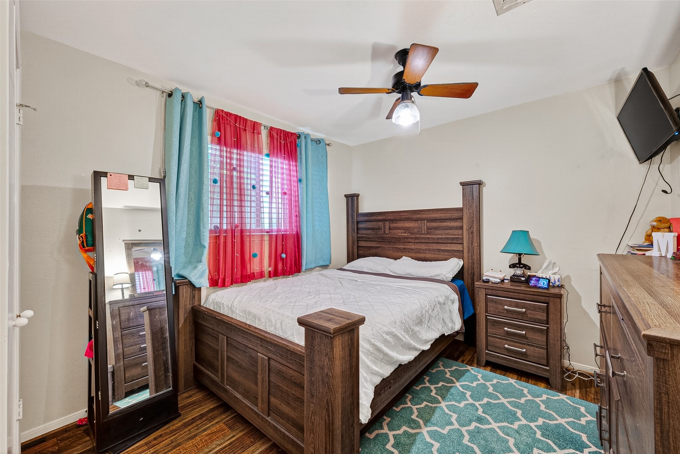 1022 Apache Falls Drive Property Photo 15