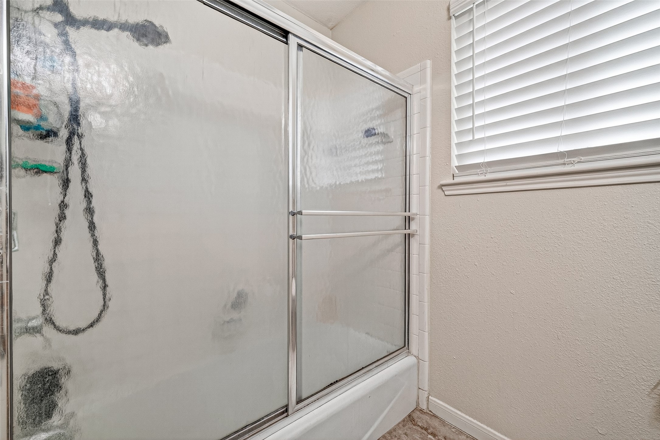 1022 Apache Falls Drive Property Photo 17