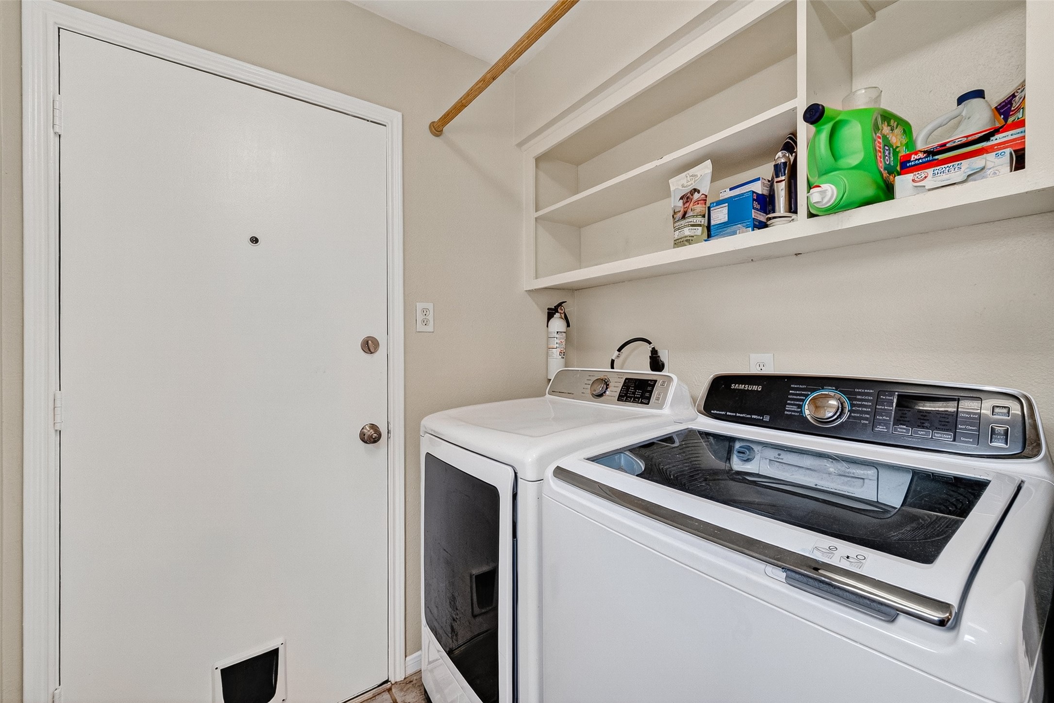1022 Apache Falls Drive Property Photo 19