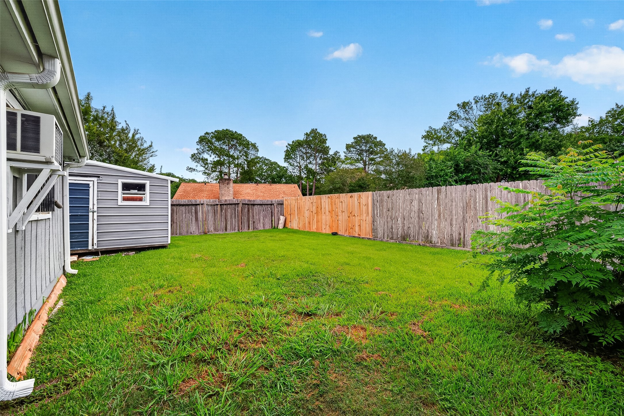 1022 Apache Falls Drive Property Photo 23