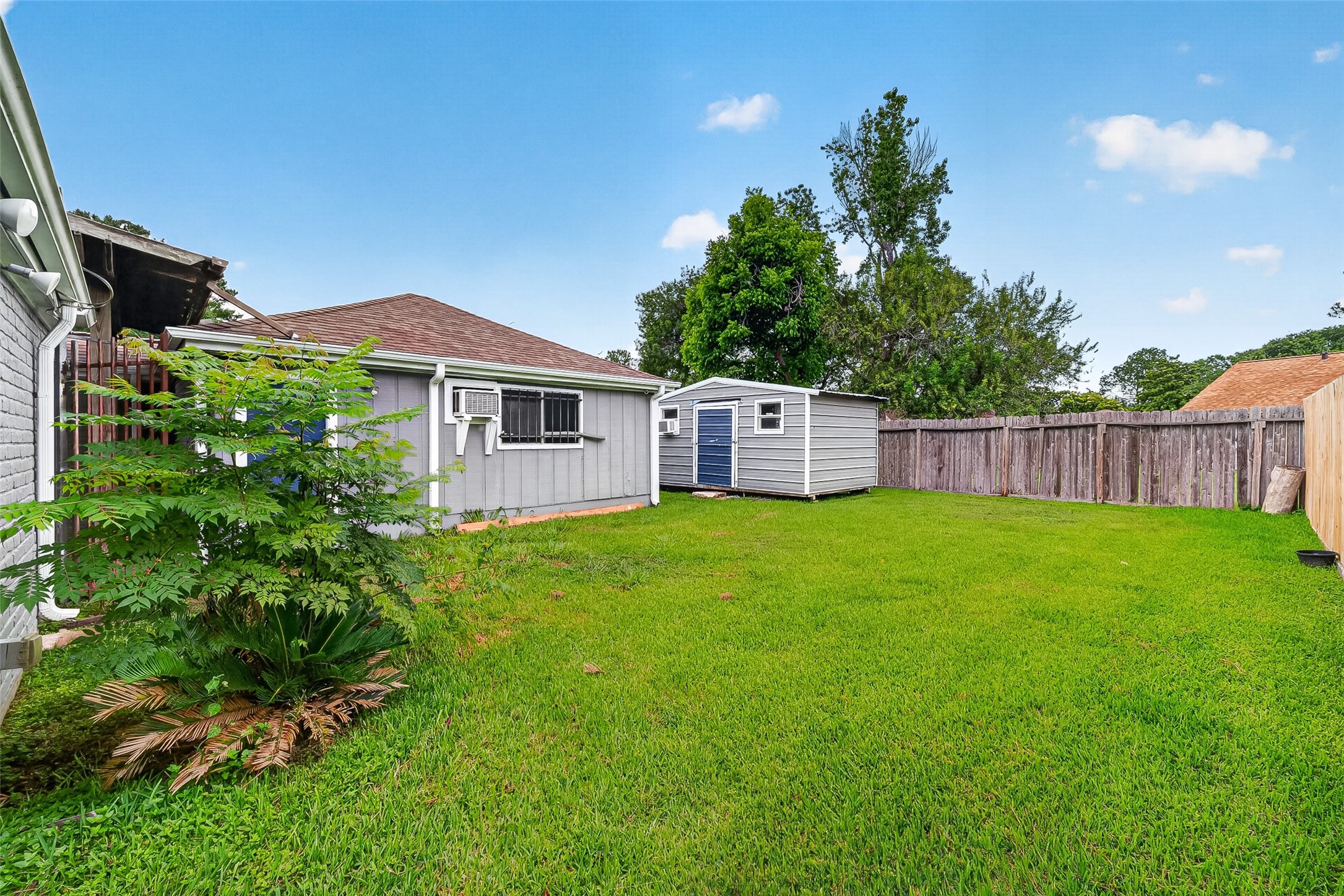 1022 Apache Falls Drive Property Photo 24