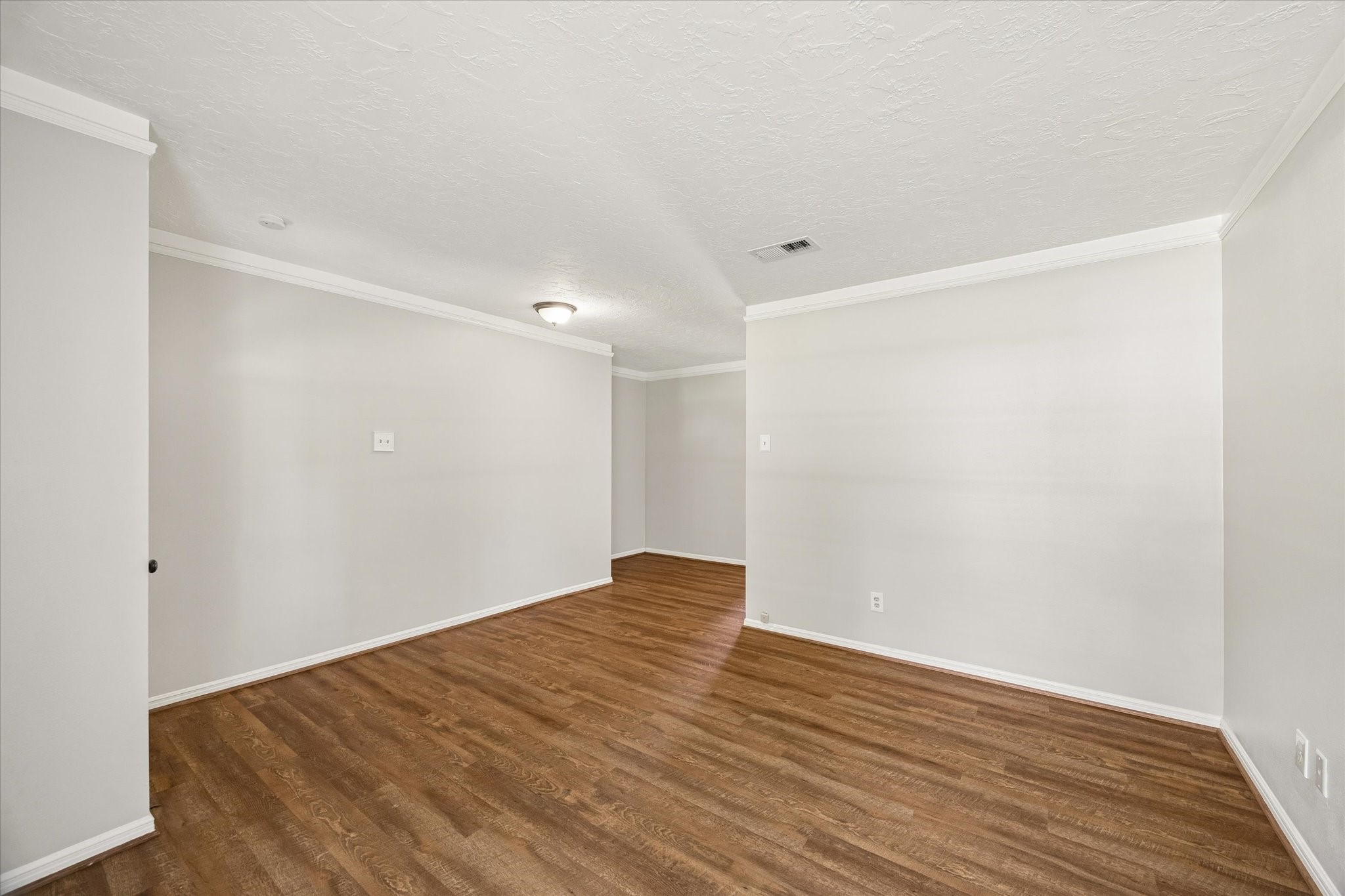 25114 Spring Ridge Drive Property Photo 5