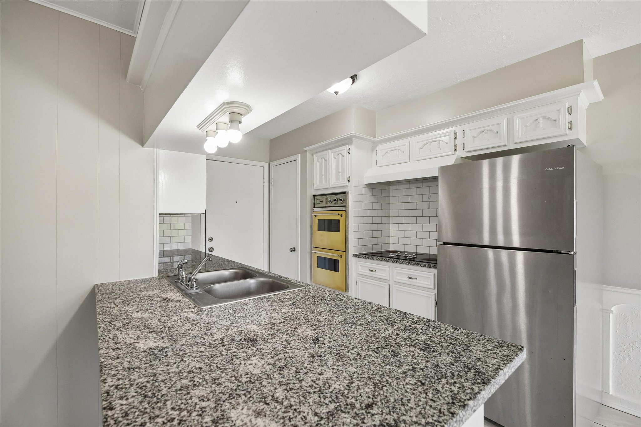 25114 Spring Ridge Drive Property Photo 10