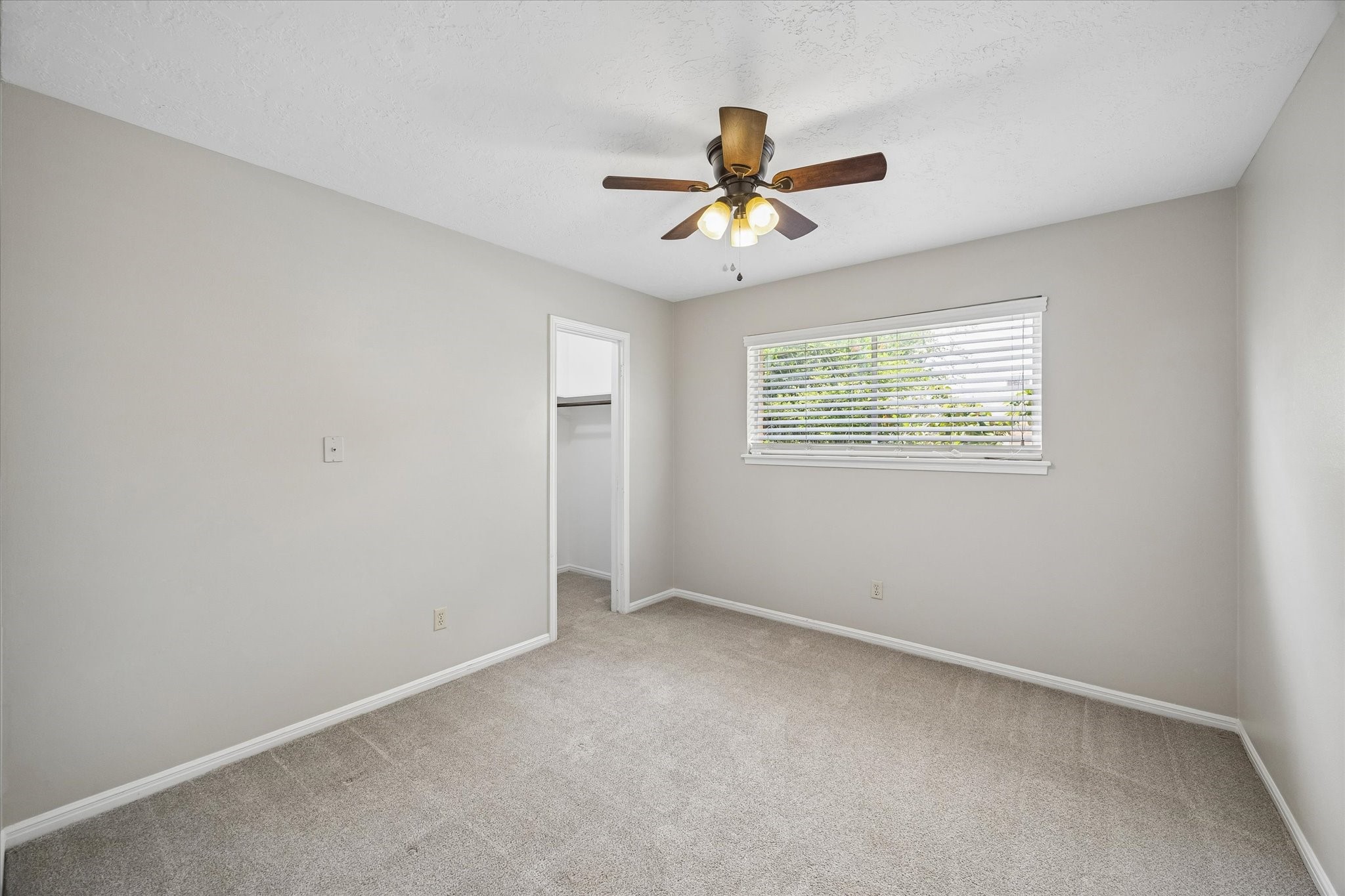 25114 Spring Ridge Drive Property Photo 17