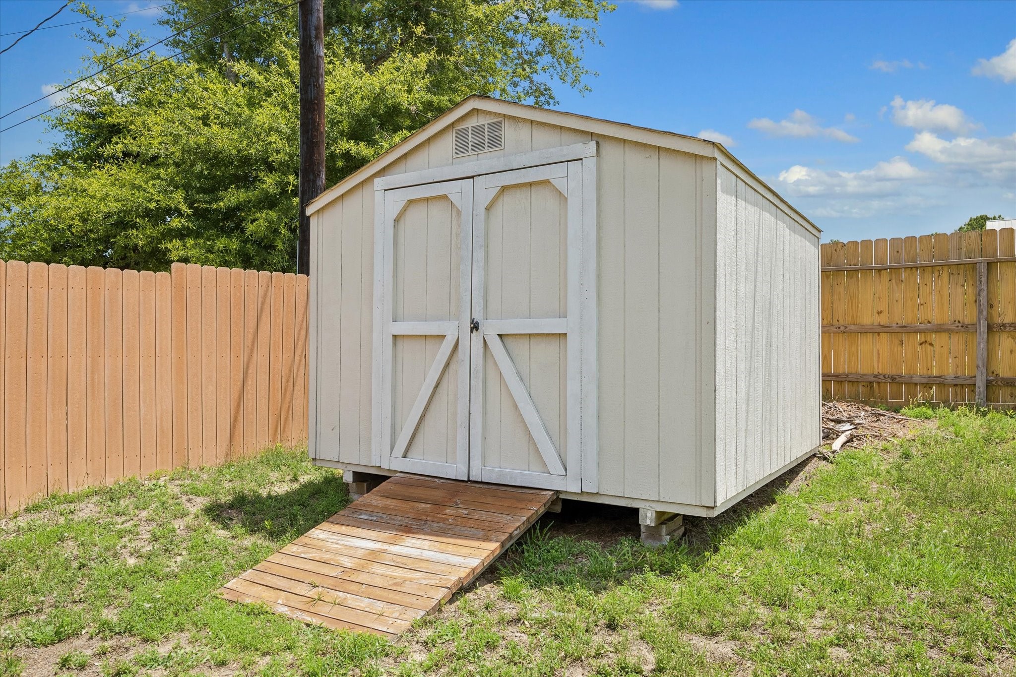 25114 Spring Ridge Drive Property Photo 24