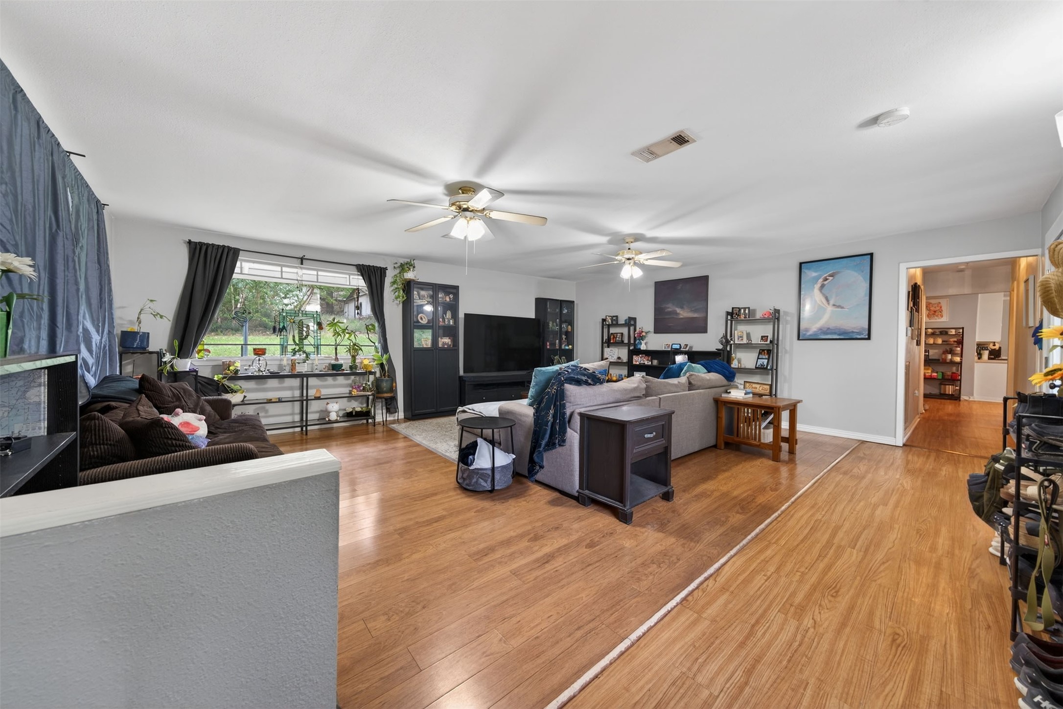15185 Travis Lane Property Photo 5