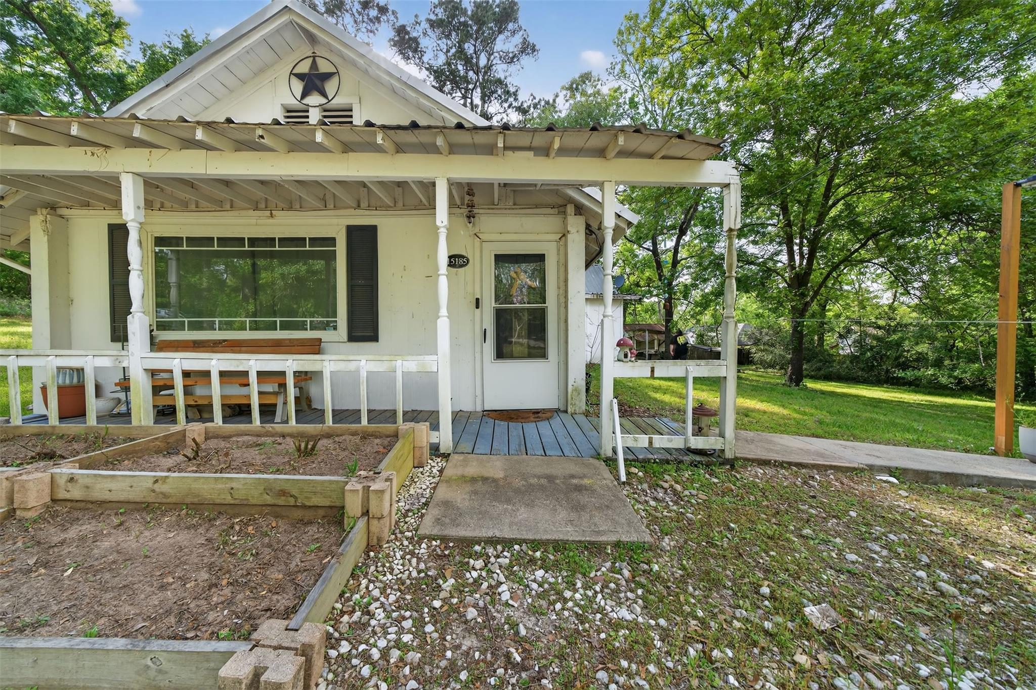 15185 Travis Lane Property Photo 21