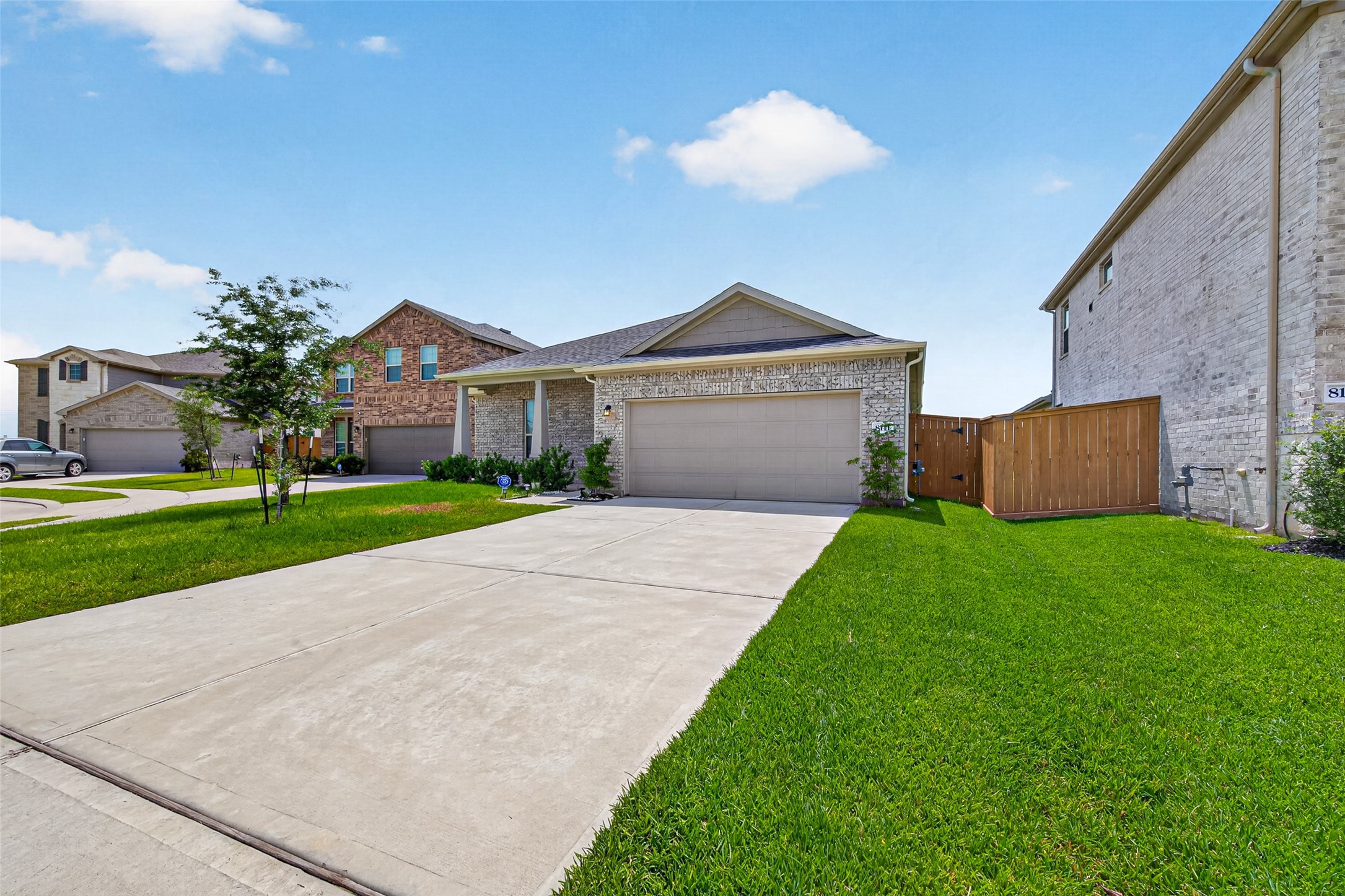 8111 Star Terrace Drive Property Photo 3