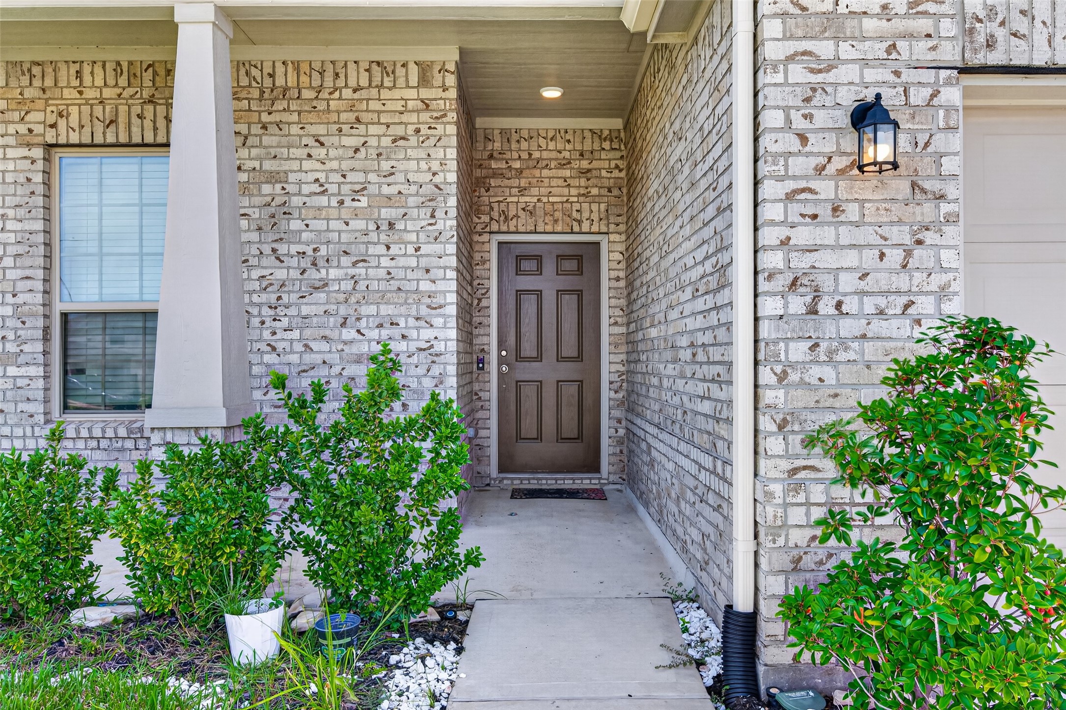 8111 Star Terrace Drive Property Photo 4