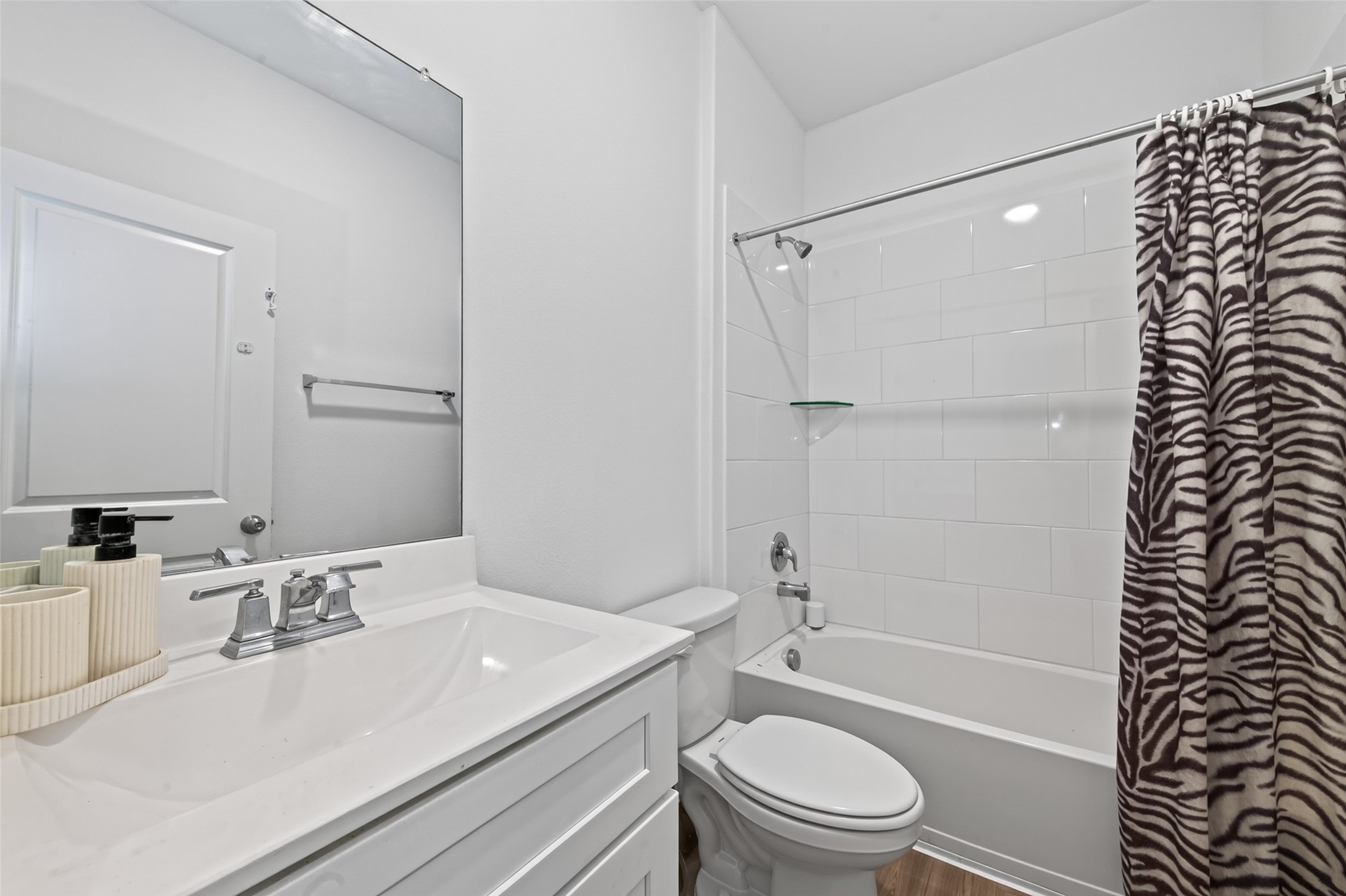8111 Star Terrace Drive Property Photo 17