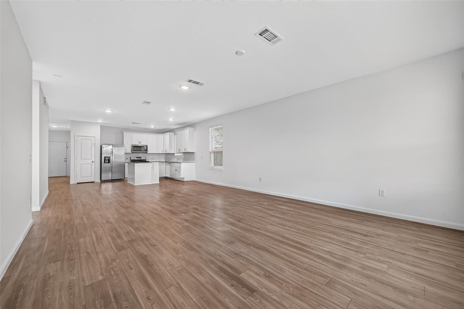 8111 Star Terrace Drive Property Photo 18