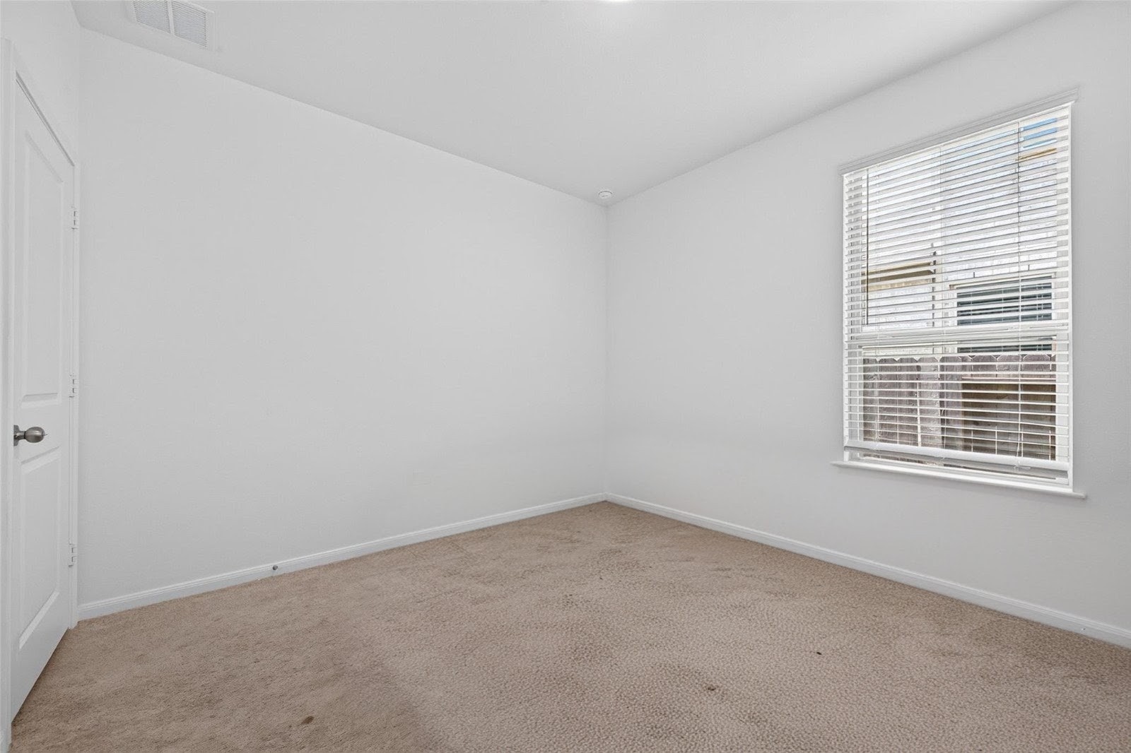 8111 Star Terrace Drive Property Photo 26