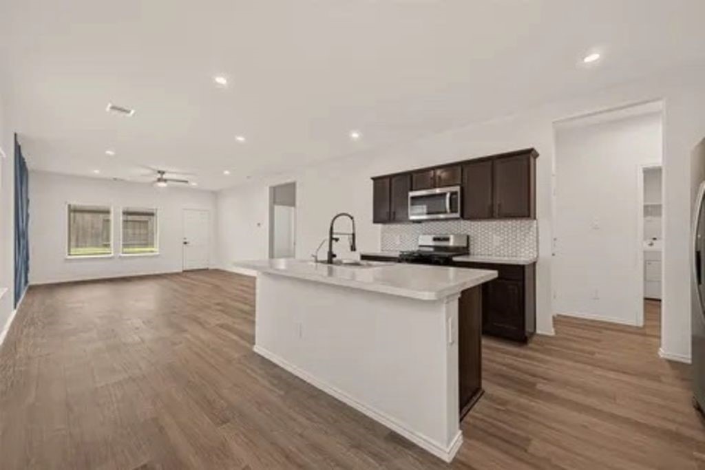 12338 Lariat Run Drive Property Photo 6