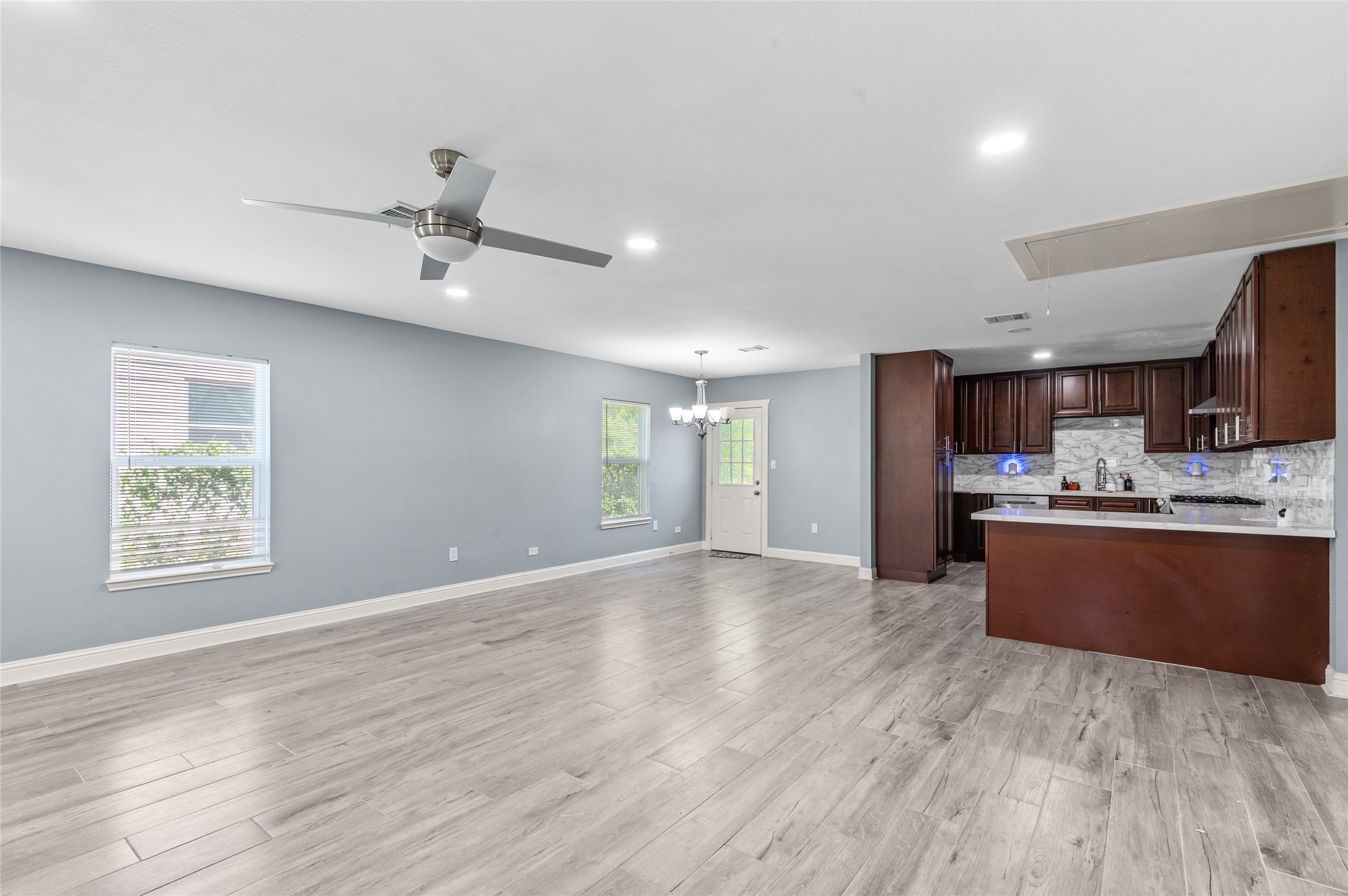 3853 Rosedale Street Property Photo 8