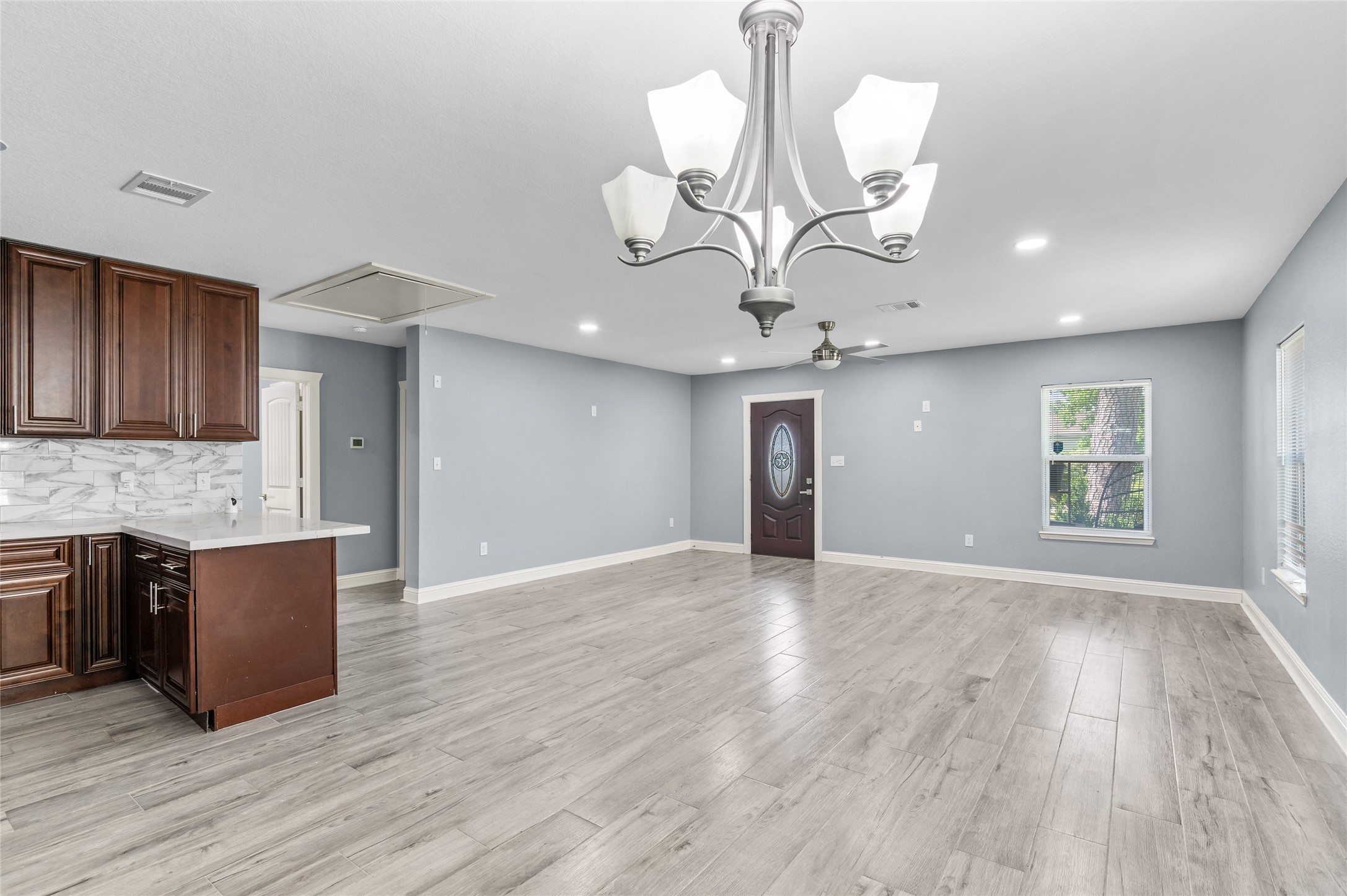 3853 Rosedale Street Property Photo 14